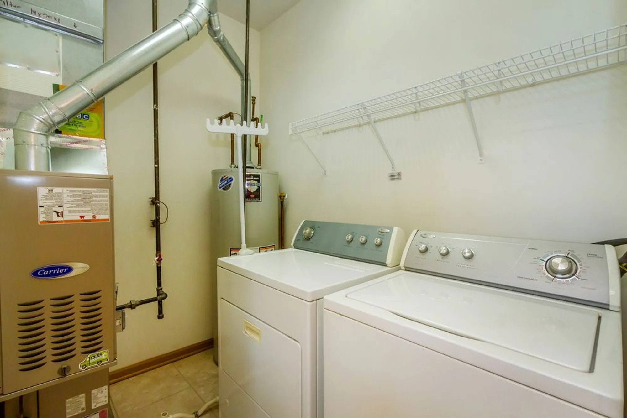 Property Slideshow image 23 of 28 | 1508 w ludington cir, Romeoville, IL, 60446