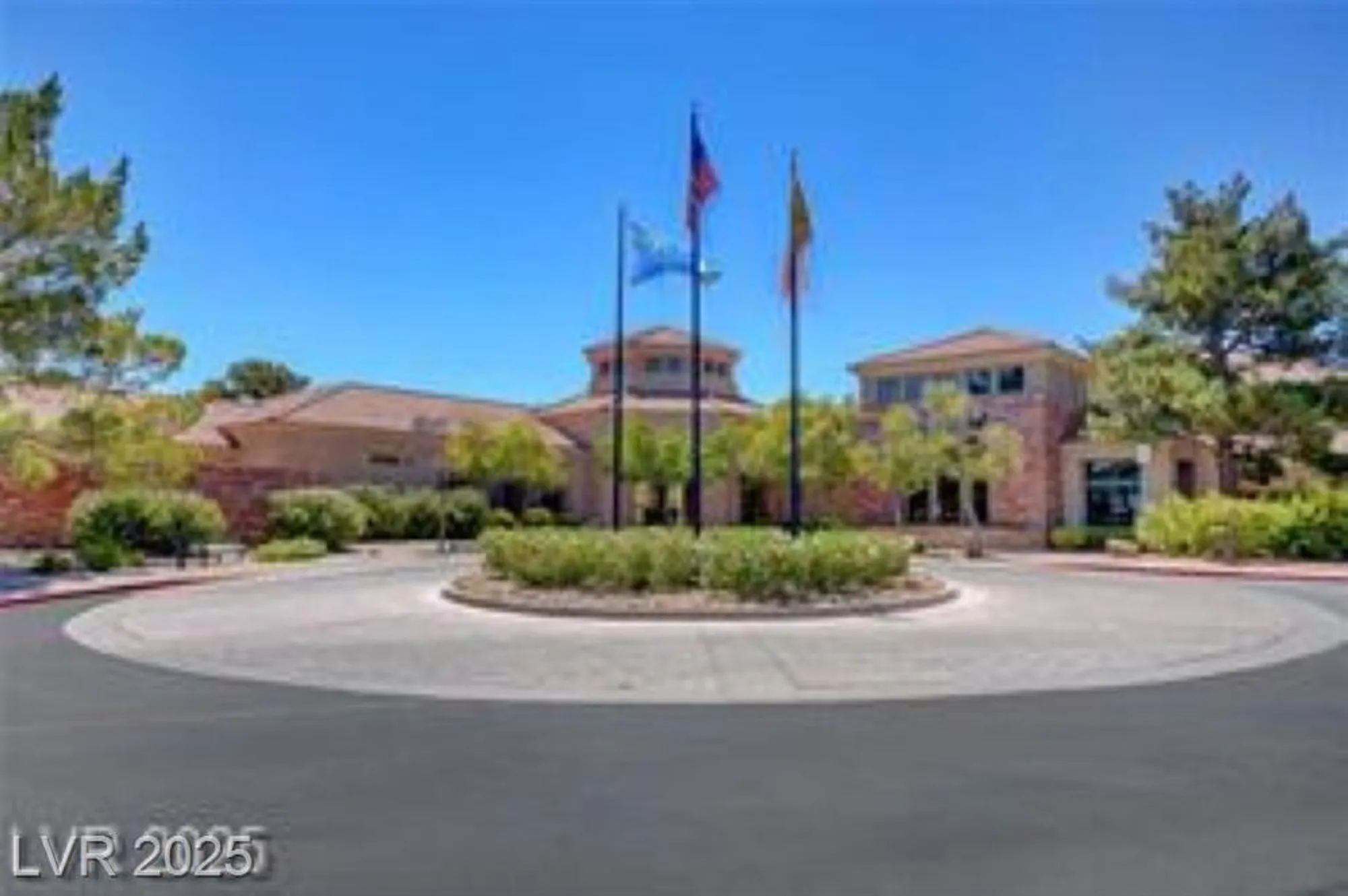 Property Slideshow image 32 of 36 | 10309 broom hill dr, Las Vegas, NV, 89134