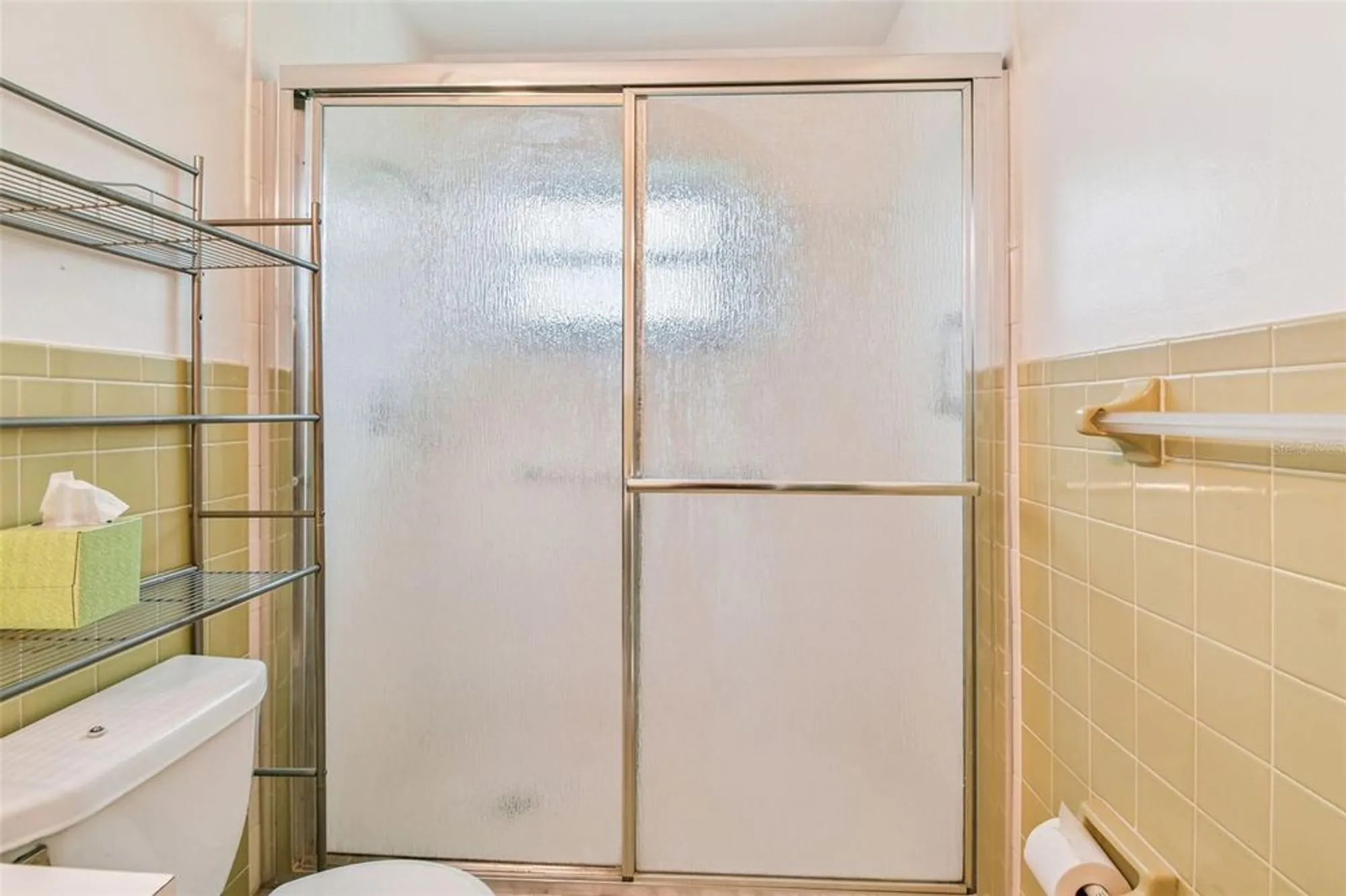 Property Slideshow image 43 of 55 | 2071 australia way 59, Clearwater, FL, 33763