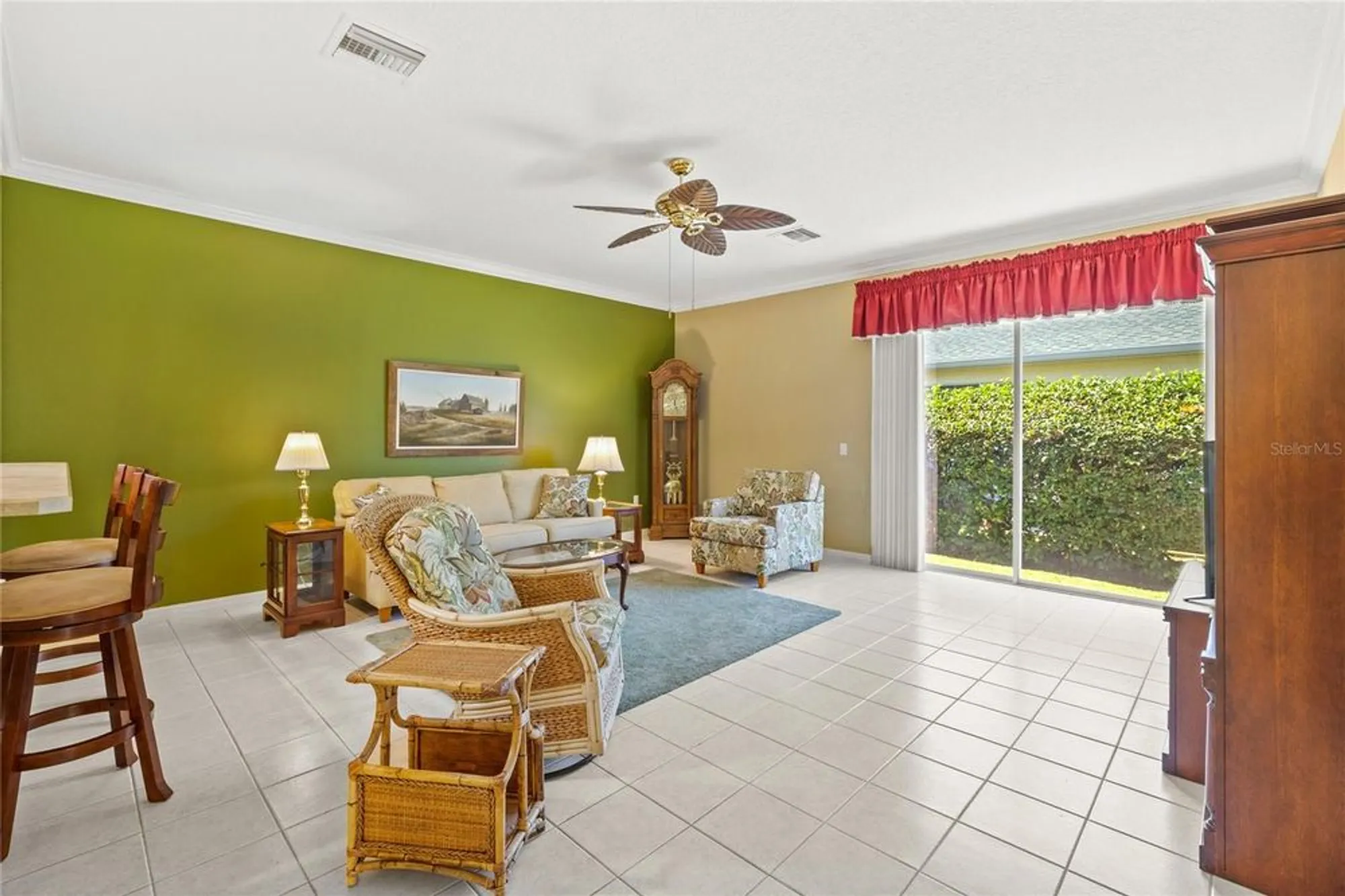 Property Slideshow image 8 of 25 | 461 glen arbor ln, Leesburg, FL, 34748