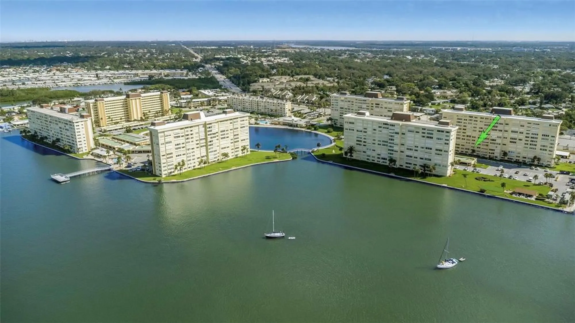 Property Slideshow image 92 of 95 | 4550 cove cir apt 207, St Petersburg, FL, 33708