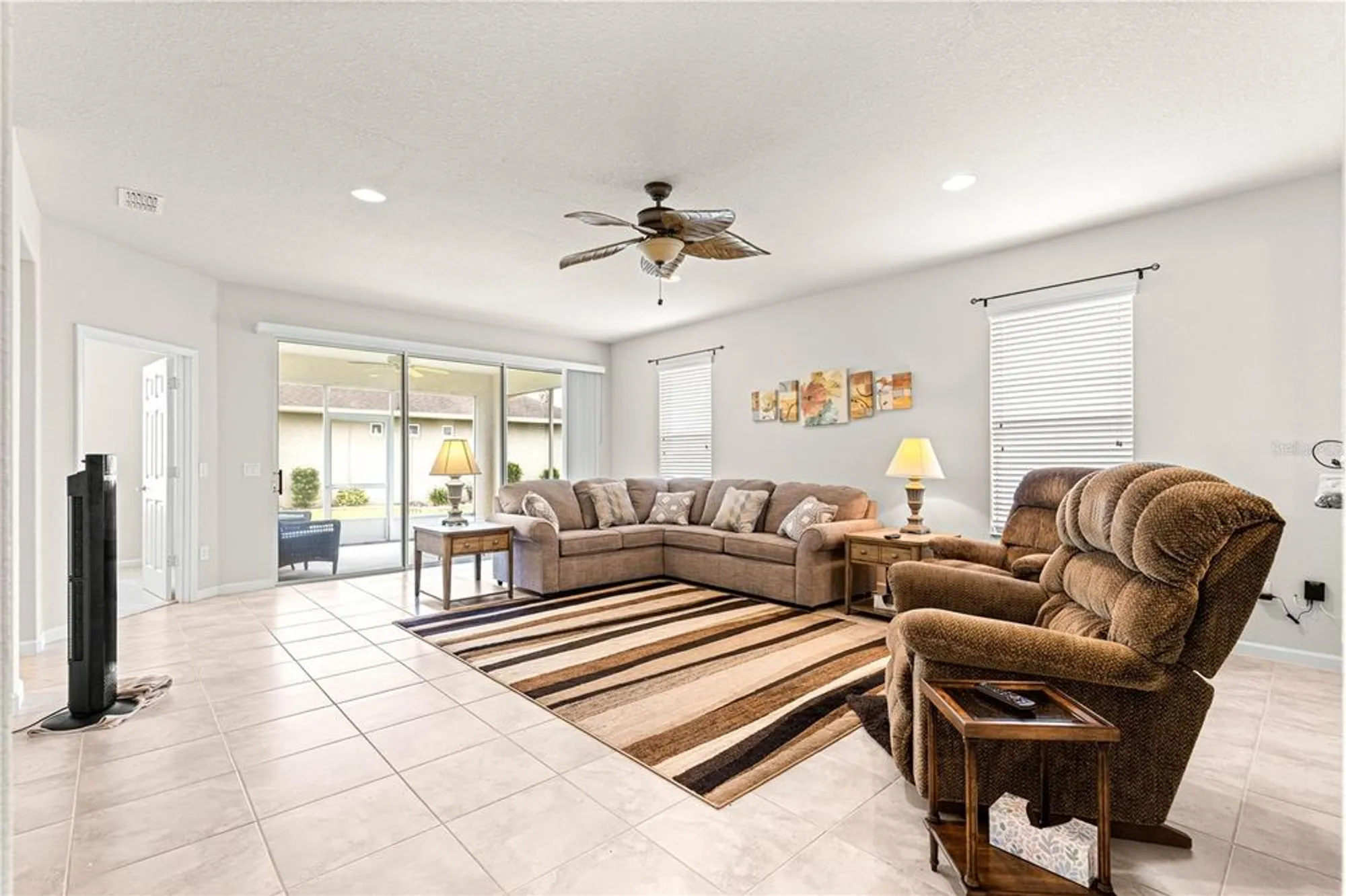 Property Slideshow image 9 of 58 | 9090 sw 73rd ln, Ocala, FL, 34481