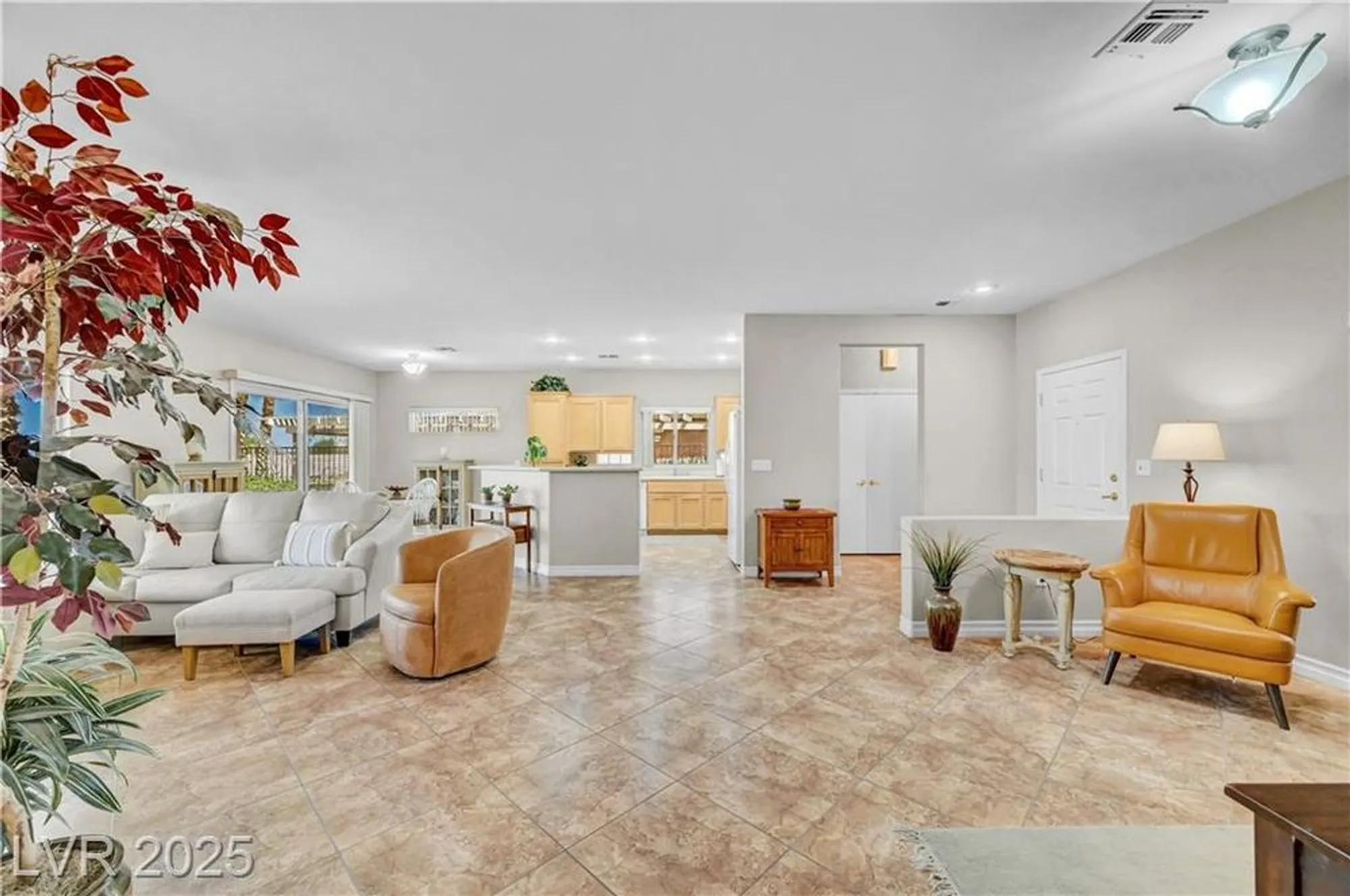 Property Slideshow image 16 of 65 | 2544 leighton ave, Henderson, NV, 89052