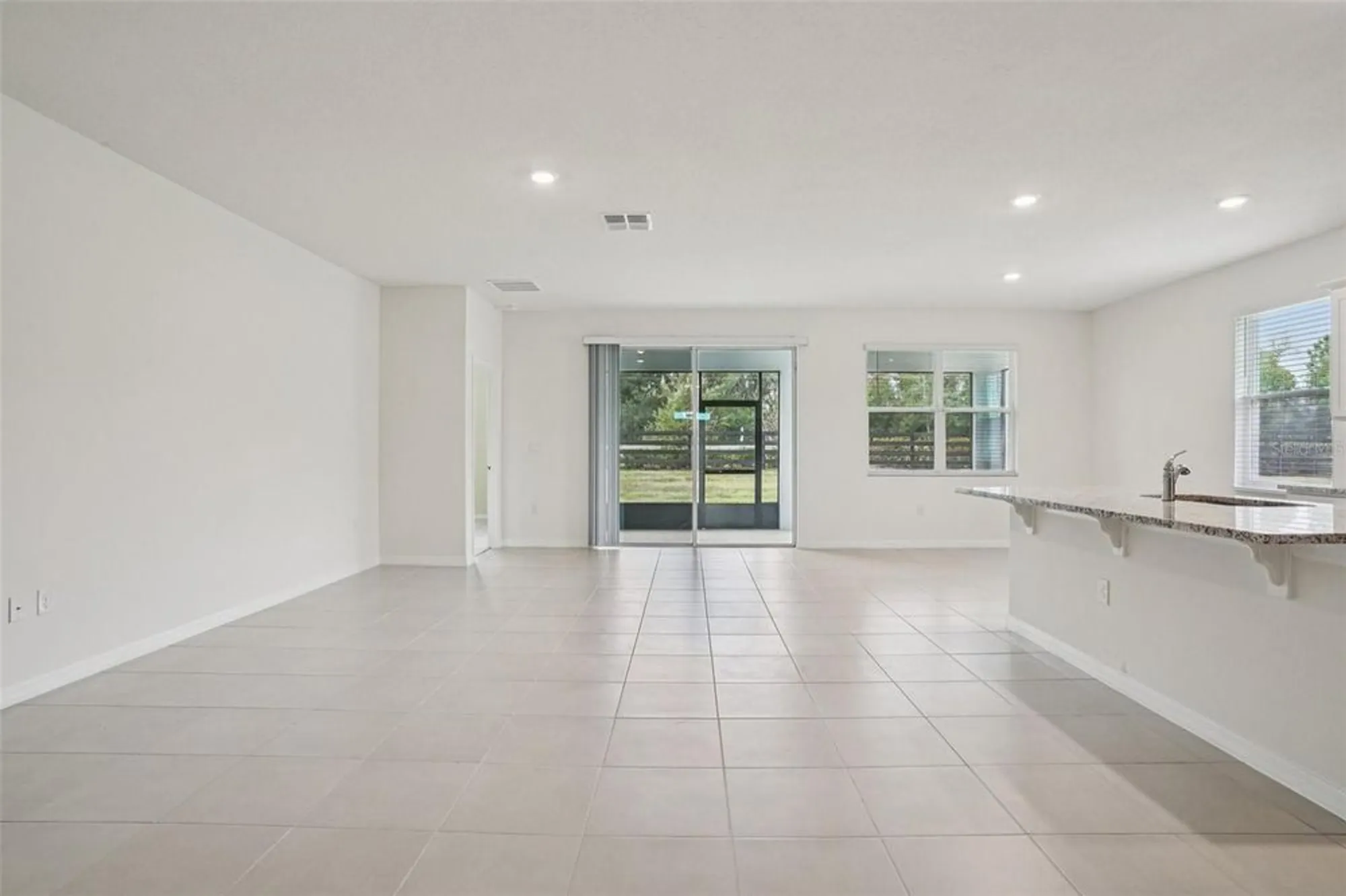 Property Slideshow image 12 of 57 | 6203 sw 93rd loop, Ocala, FL, 34476