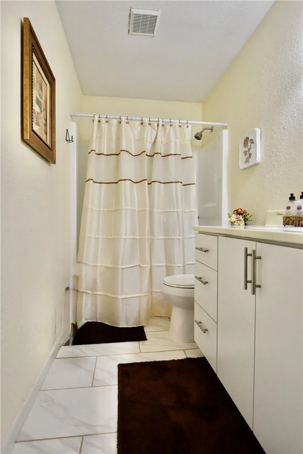 Property Slideshow image 12 of 19 | 1774 birchwood loop, Lakeland, FL, 33811