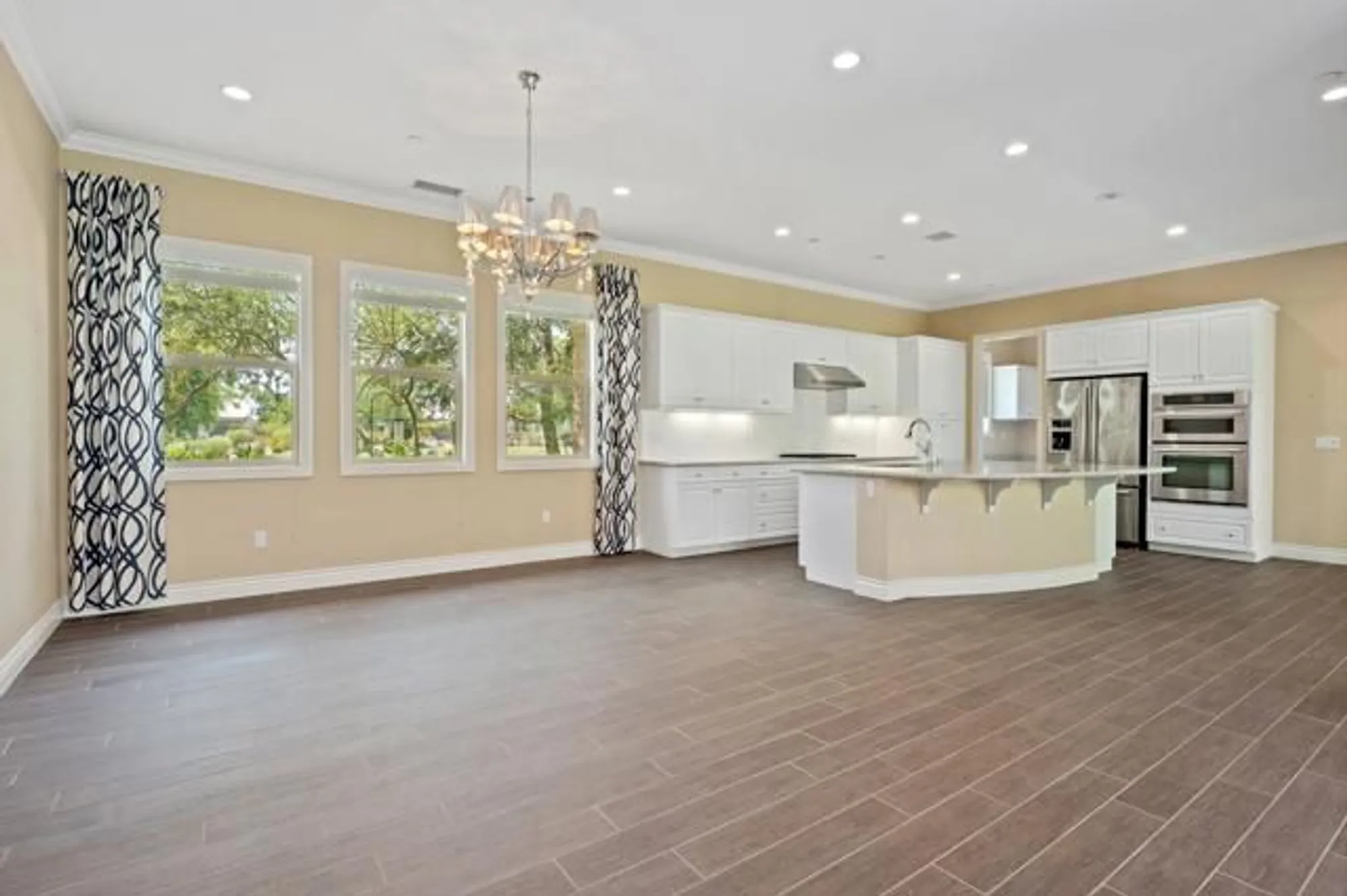 Property Slideshow image 12 of 35 | 82707 woodcreek ct, Indio, CA, 92201