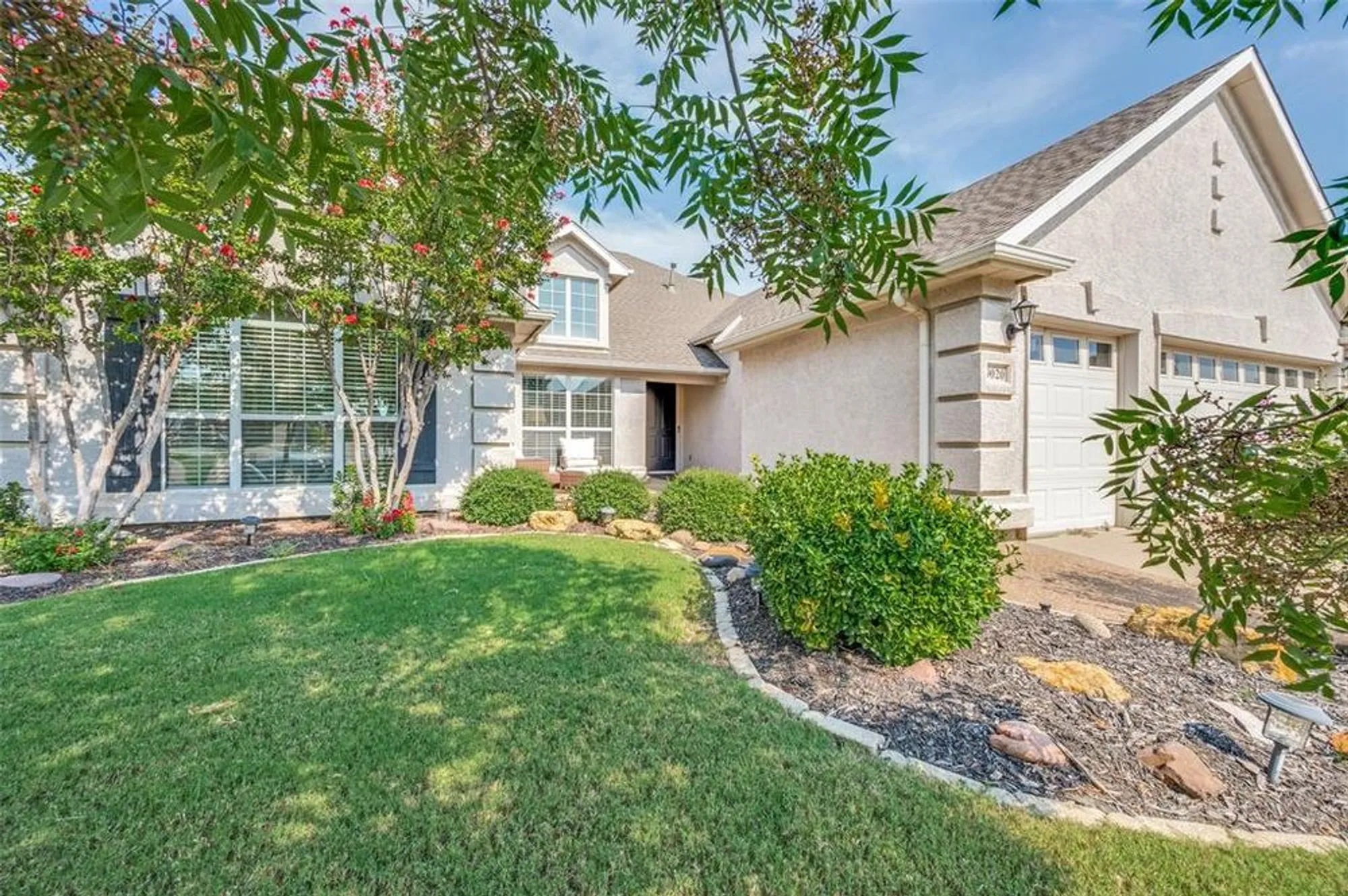 Property Slideshow image 1 of 35 | 9020 kingston dr, Denton, TX, 76207