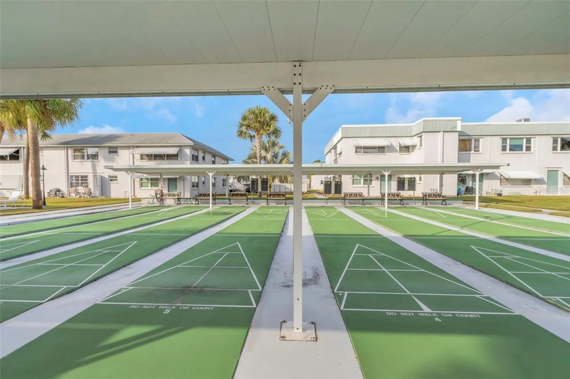 Property Slideshow image 41 of 56 | 5246 81st st n apt 24, Saint Petersburg, FL, 33709