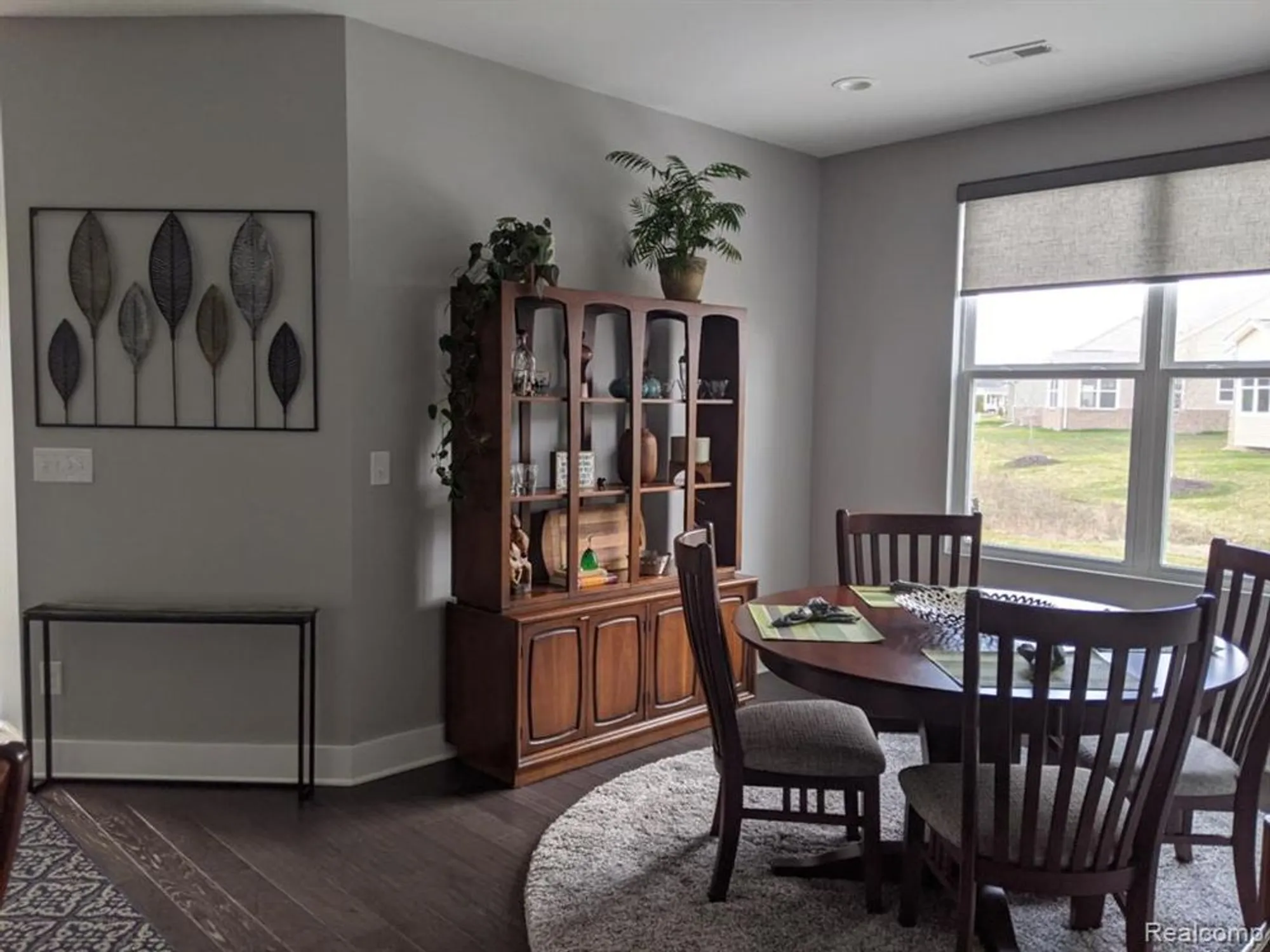 Property Slideshow image 17 of 51 | 27176 walloon way, Brownstown Twp, MI, 48134