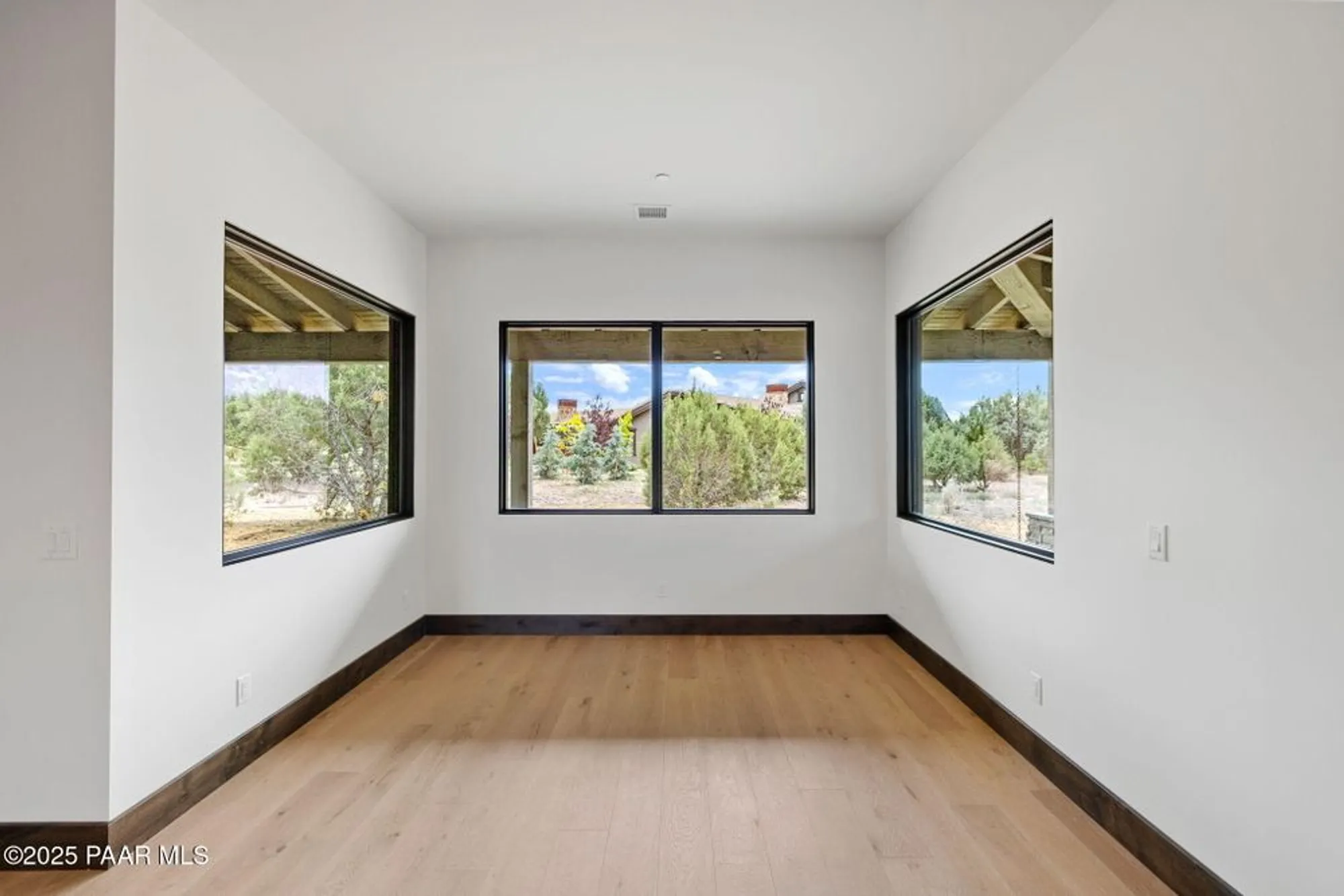 Property Slideshow image 10 of 48 | 15610 n silent moon ln, Prescott, AZ, 86305