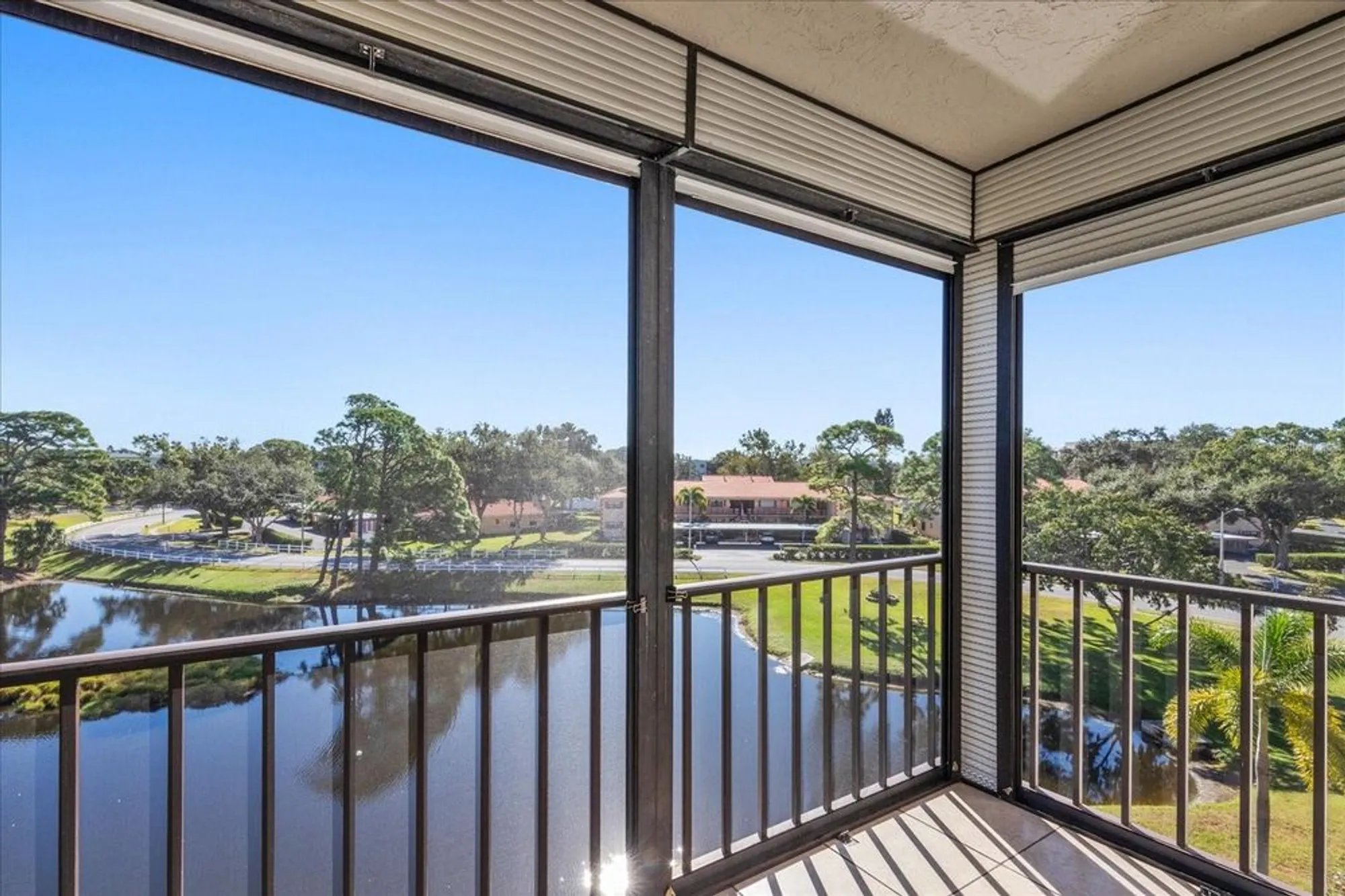 Property Slideshow image 21 of 52 | 8199 terrace garden dr n unit 402, St Petersburg, FL, 33709