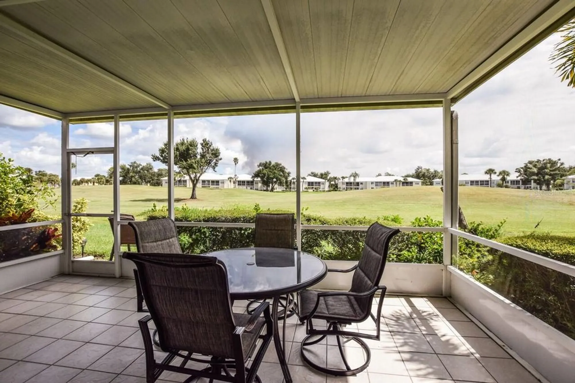 Property Slideshow image 26 of 63 | 208 cerromar way 26, Venice, FL, 34293