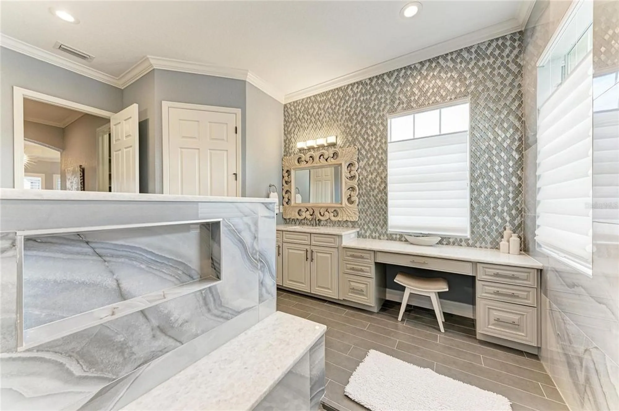 Property Slideshow image 38 of 93 | 8201 heritage grand pl, Bradenton, FL, 34212