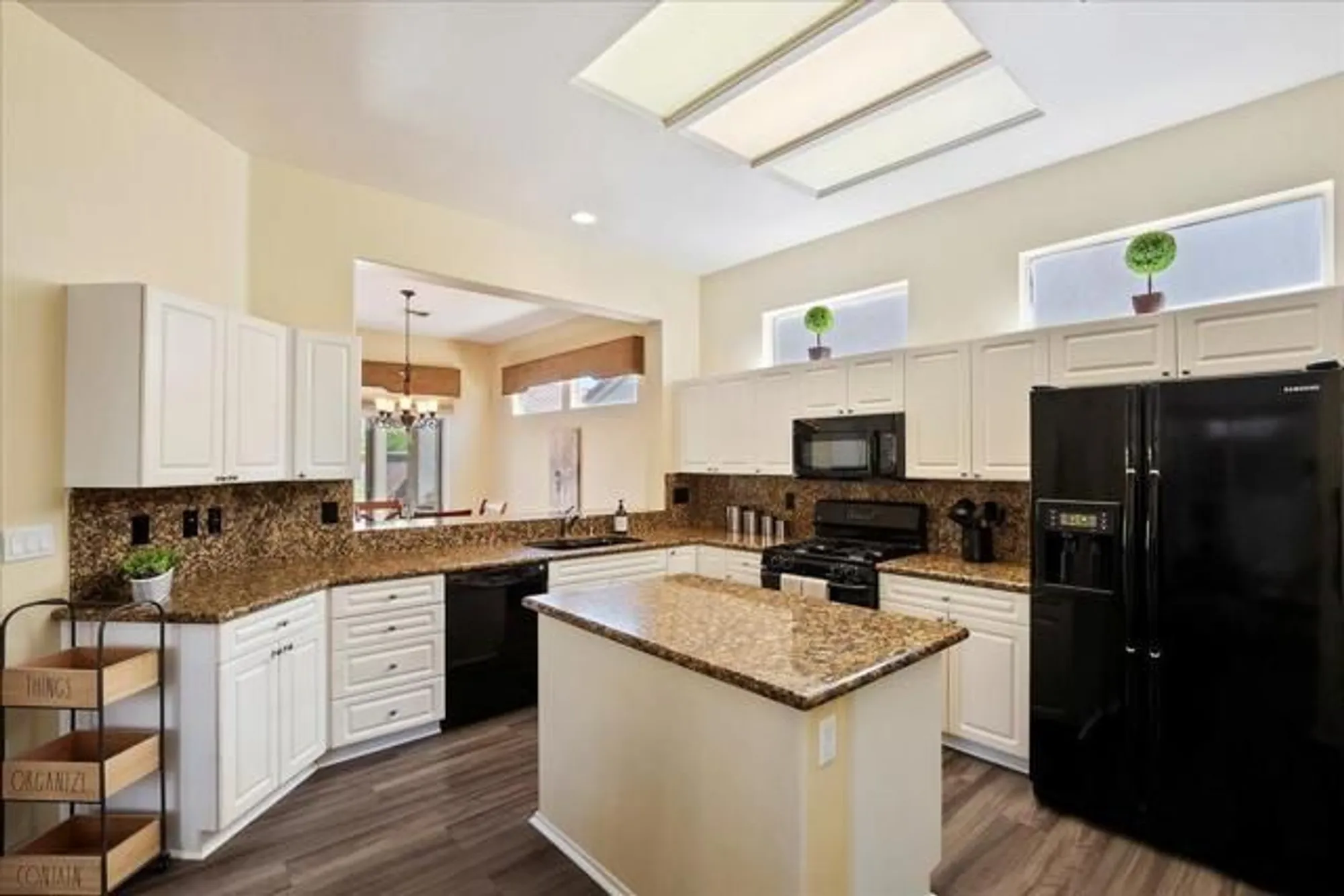 Property Slideshow image 7 of 32 | 78756 golden reed dr, Palm Desert, CA, 92211