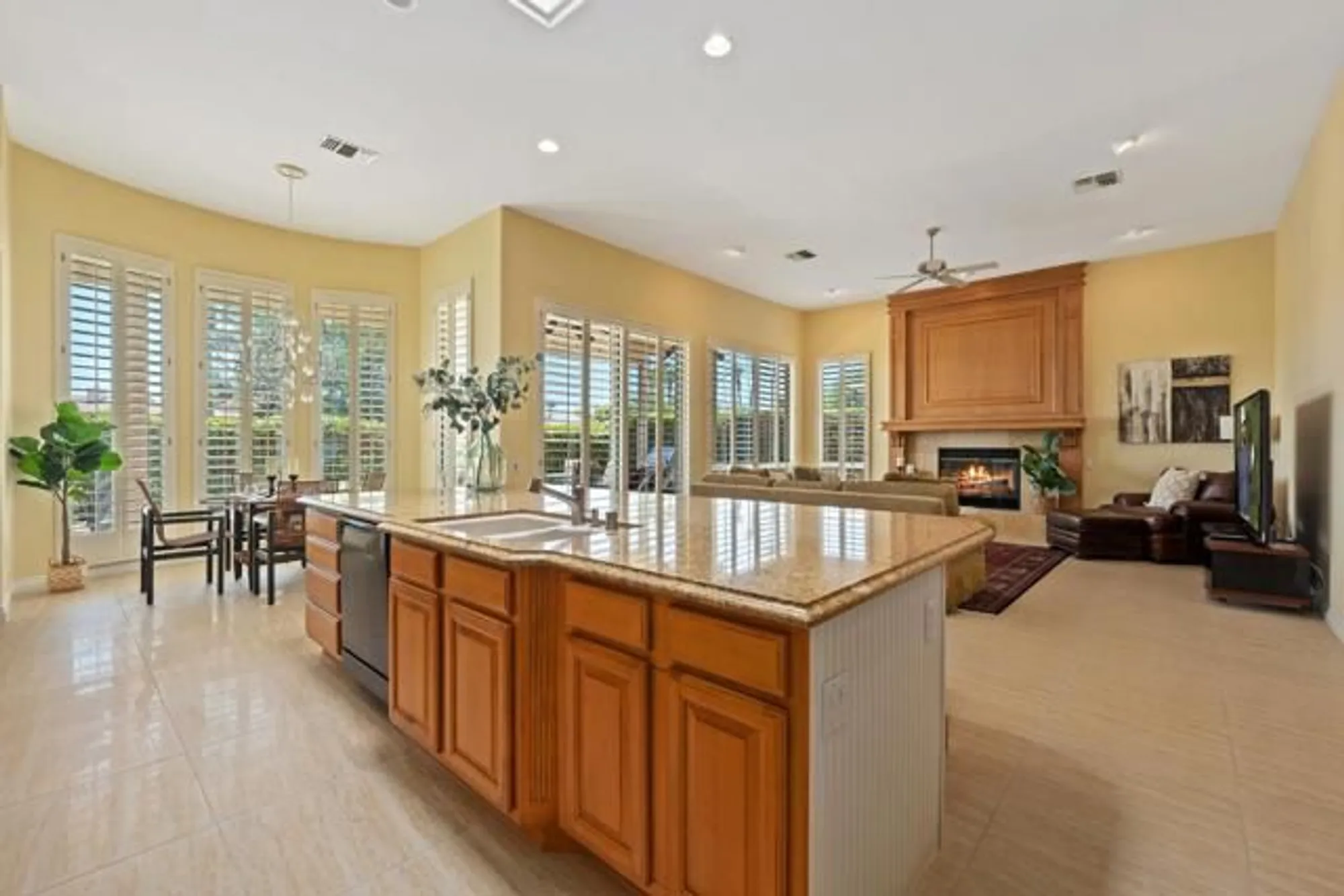 Property Slideshow image 13 of 40 | 78665 sunrise canyon ave, Palm Desert, CA, 92211