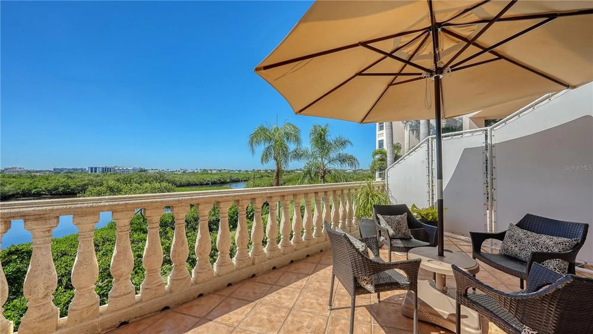 Property Slideshow image 8 of 65 | 5440 eagles point cir apt 104, Sarasota, FL, 34231