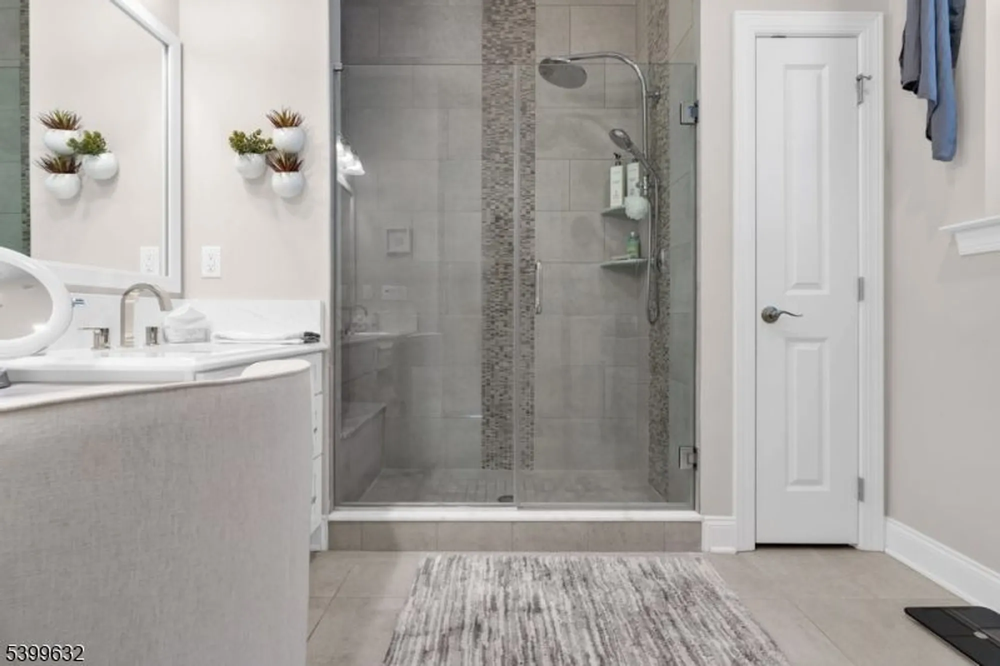 Property Slideshow image 32 of 44 | 48 drake way, Flanders, NJ, 07836