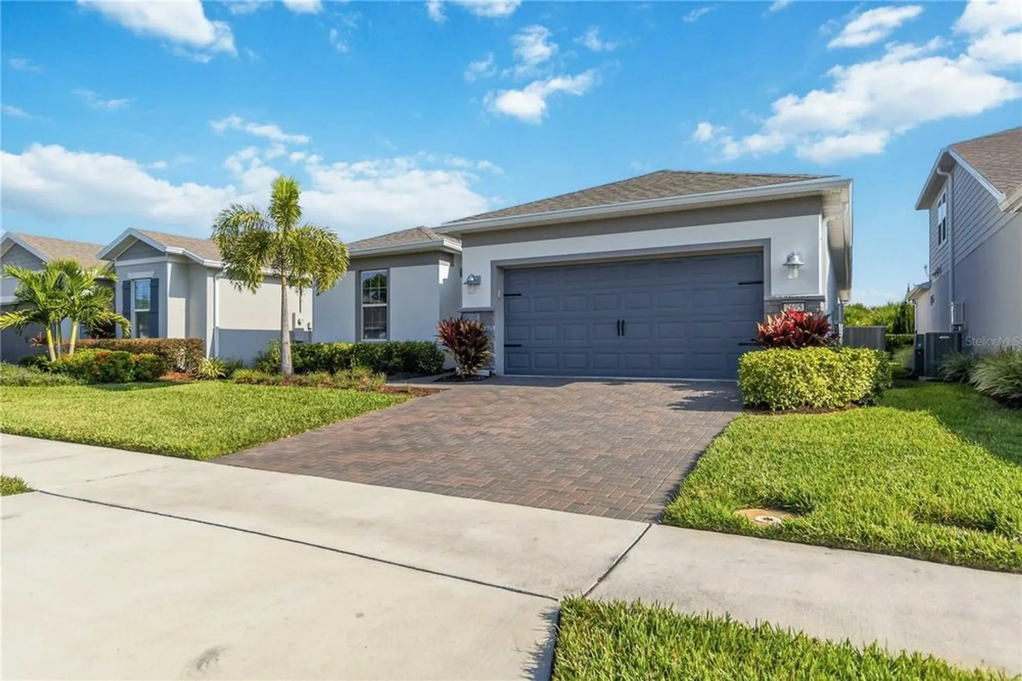 Property Slideshow image 7 of 49 | 2695 river creek ln, Saint Cloud, FL, 34771