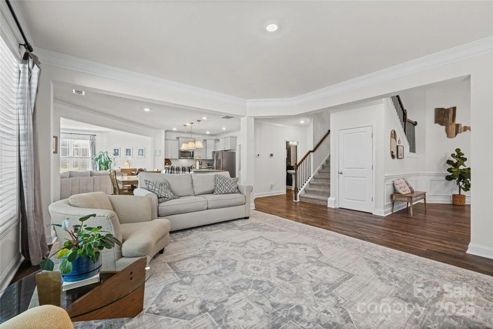 Property Slideshow image 10 of 48 | 1370 englewood dr, Lake Wylie, SC, 29710