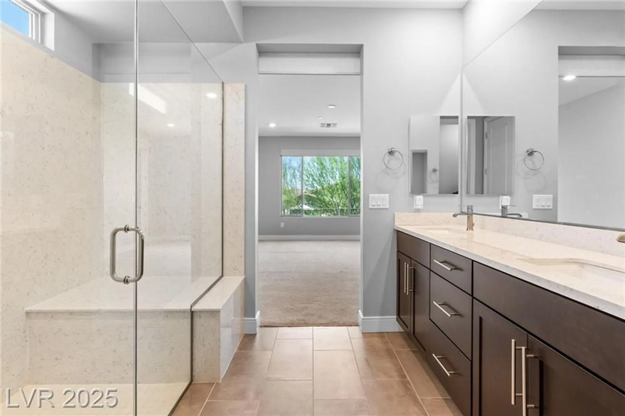 Property Slideshow image 26 of 43 | 18 sun mirage ave, Henderson, NV, 89011