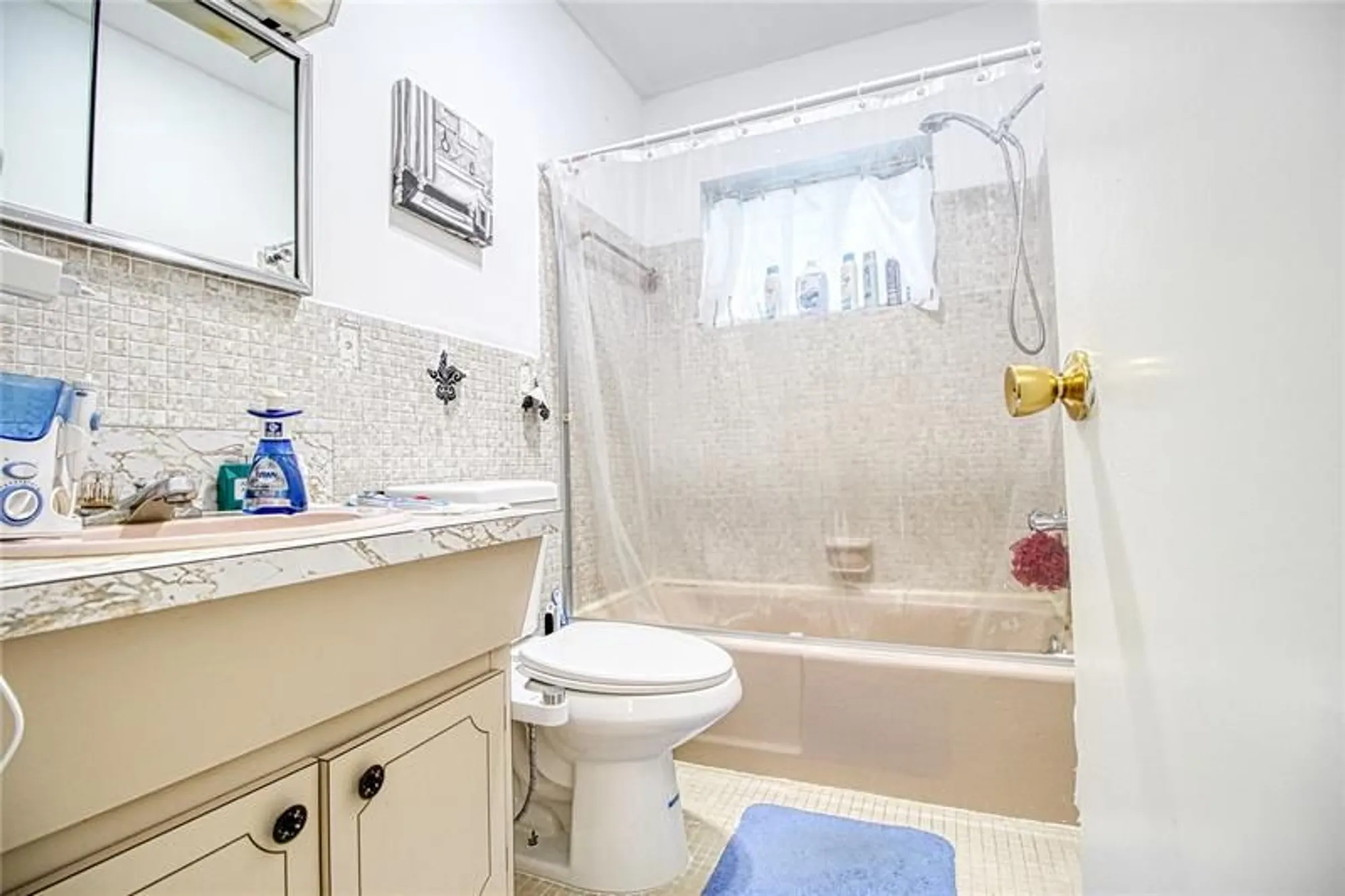 Property Slideshow image 12 of 49 | 2300 park ln 311, Hollywood, FL, 33021