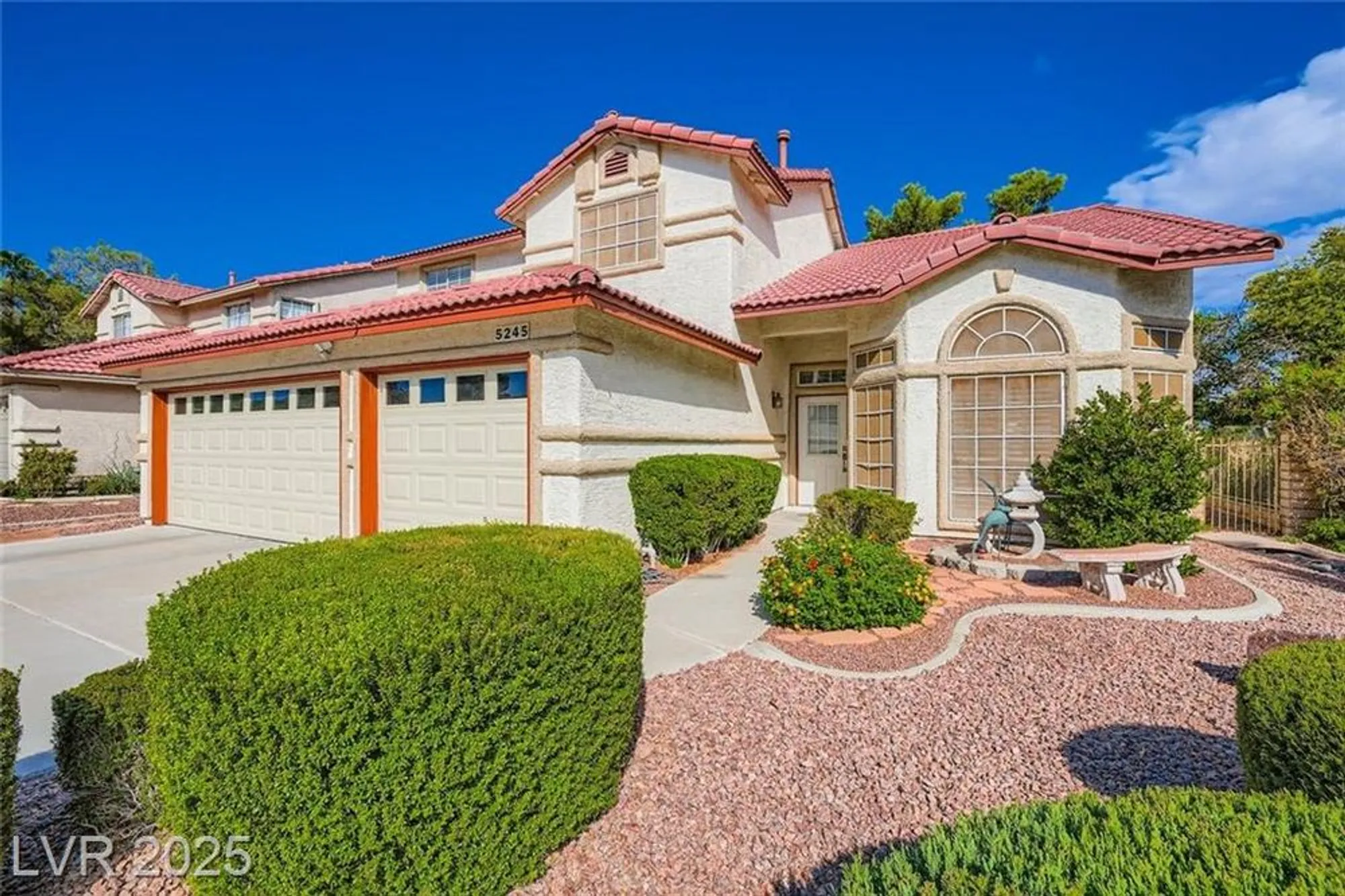 Property Slideshow image 28 of 49 | 5245 roca ln, Las Vegas, NV, 89130