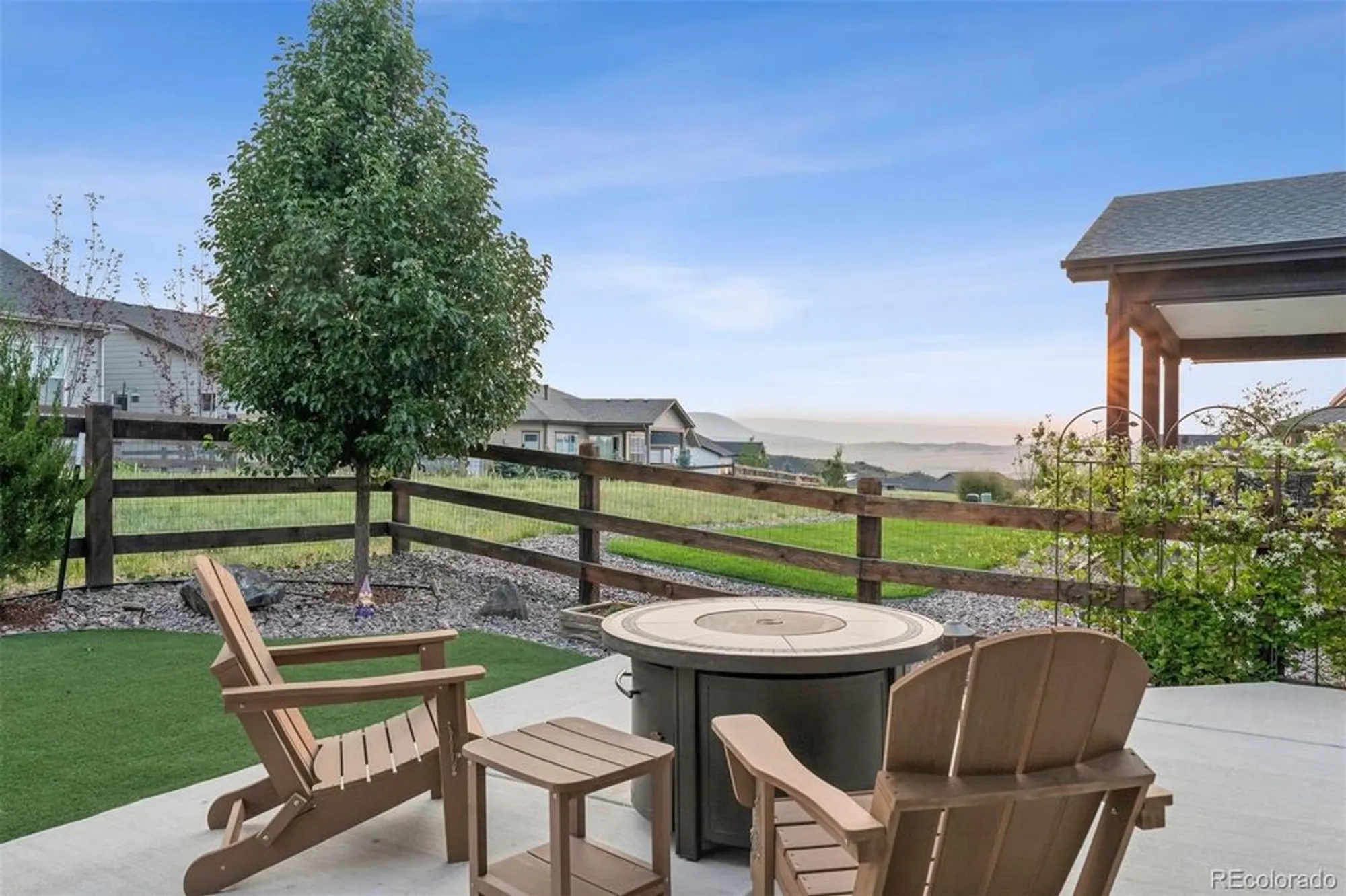 Property Slideshow image 34 of 50 | 532 woodroot cir, Castle Rock, CO, 80104