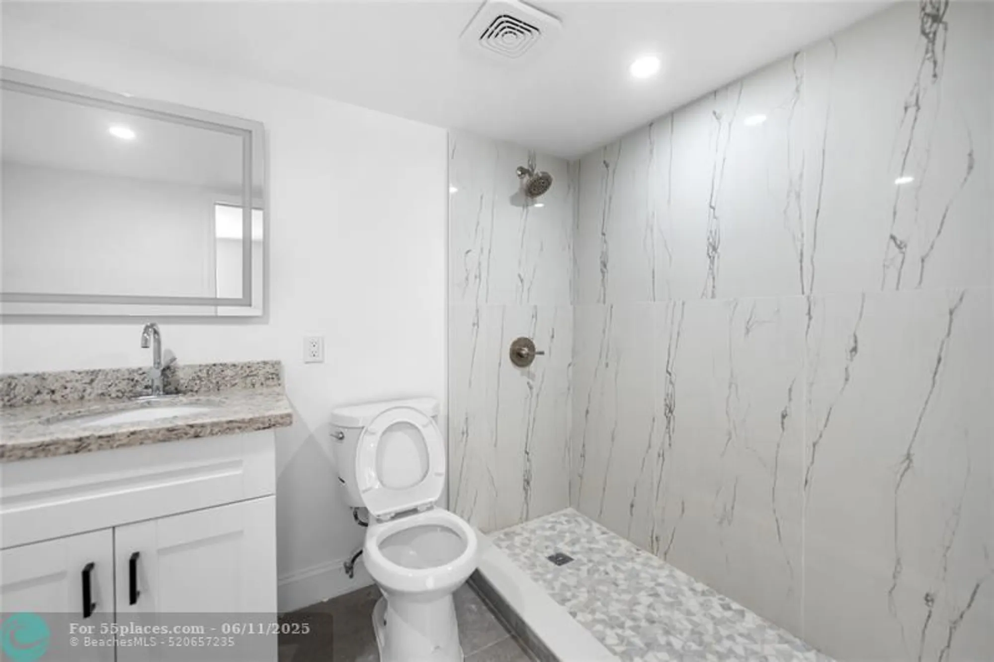 Property Slideshow image 16 of 26 | 2202 lucaya bnd j2, Coconut Creek, FL, 33066