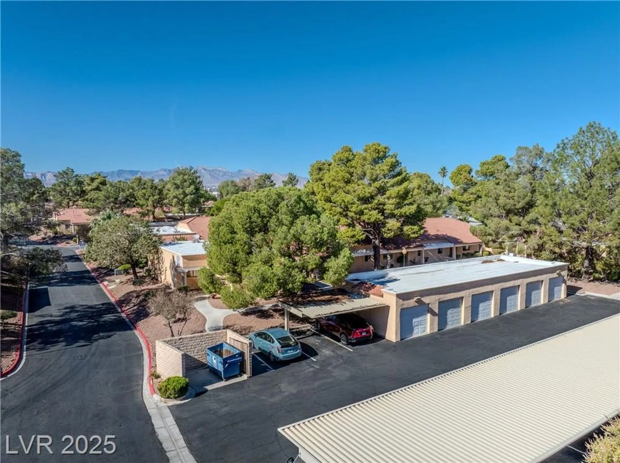 Property Slideshow image 3 of 28 | 2851 s valley view blvd 1039, Las Vegas, NV, 89102