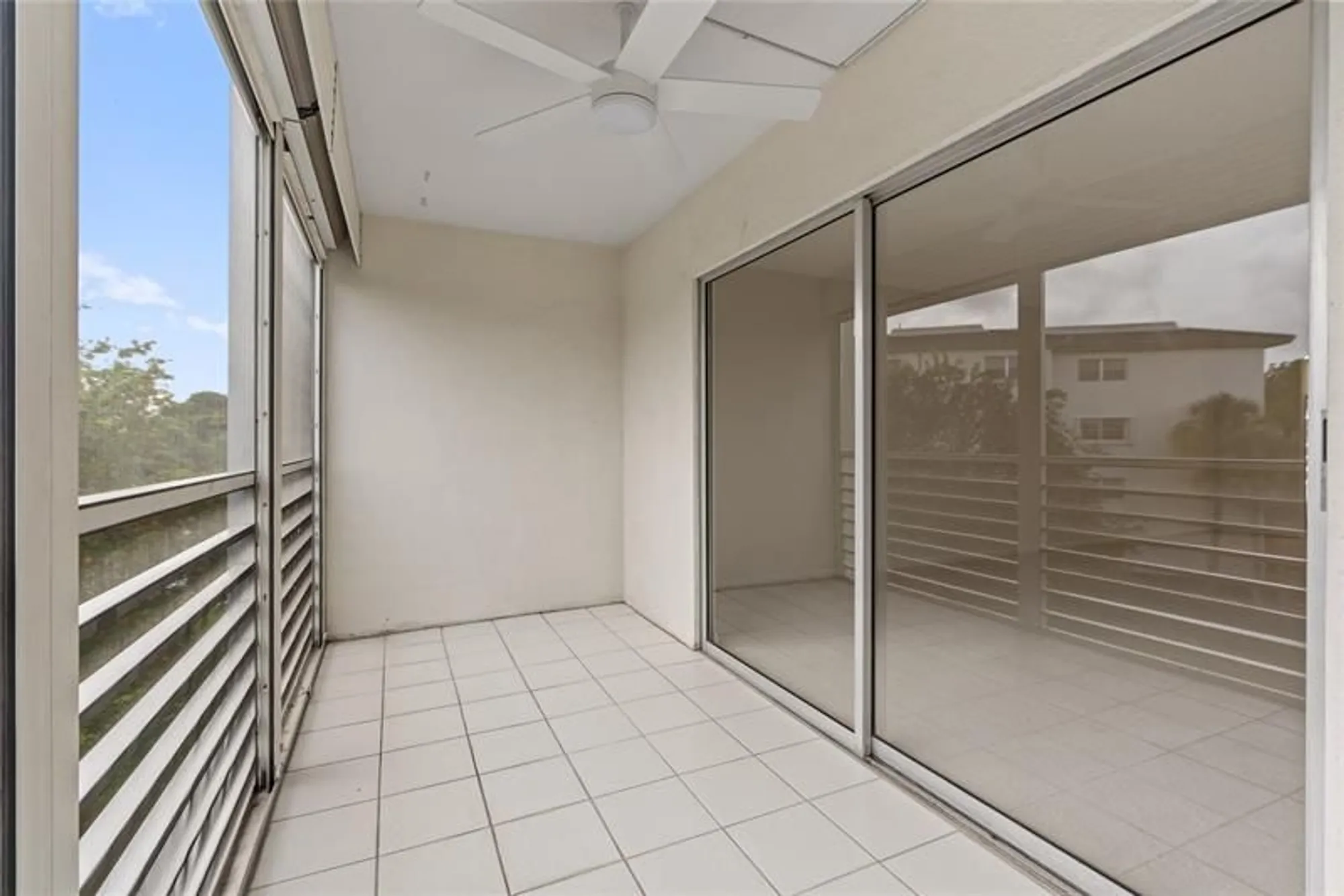 Property Slideshow image 26 of 29 | 1801 eleuthera pt j3, Coconut Creek, FL, 33066