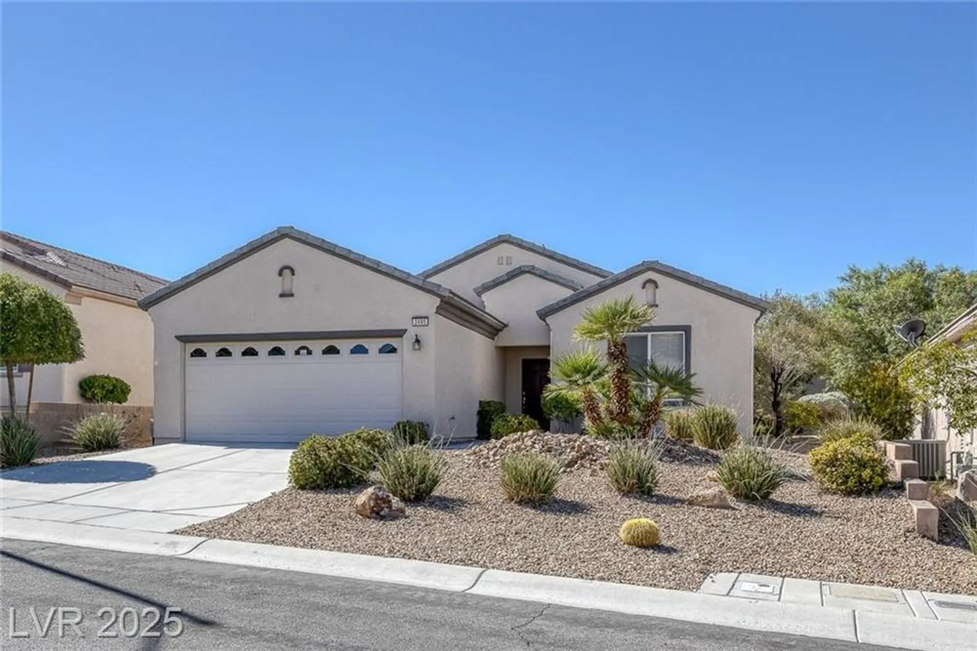 Property Slideshow image 3 of 42 | 2495 capella star st, Henderson, NV, 89044
