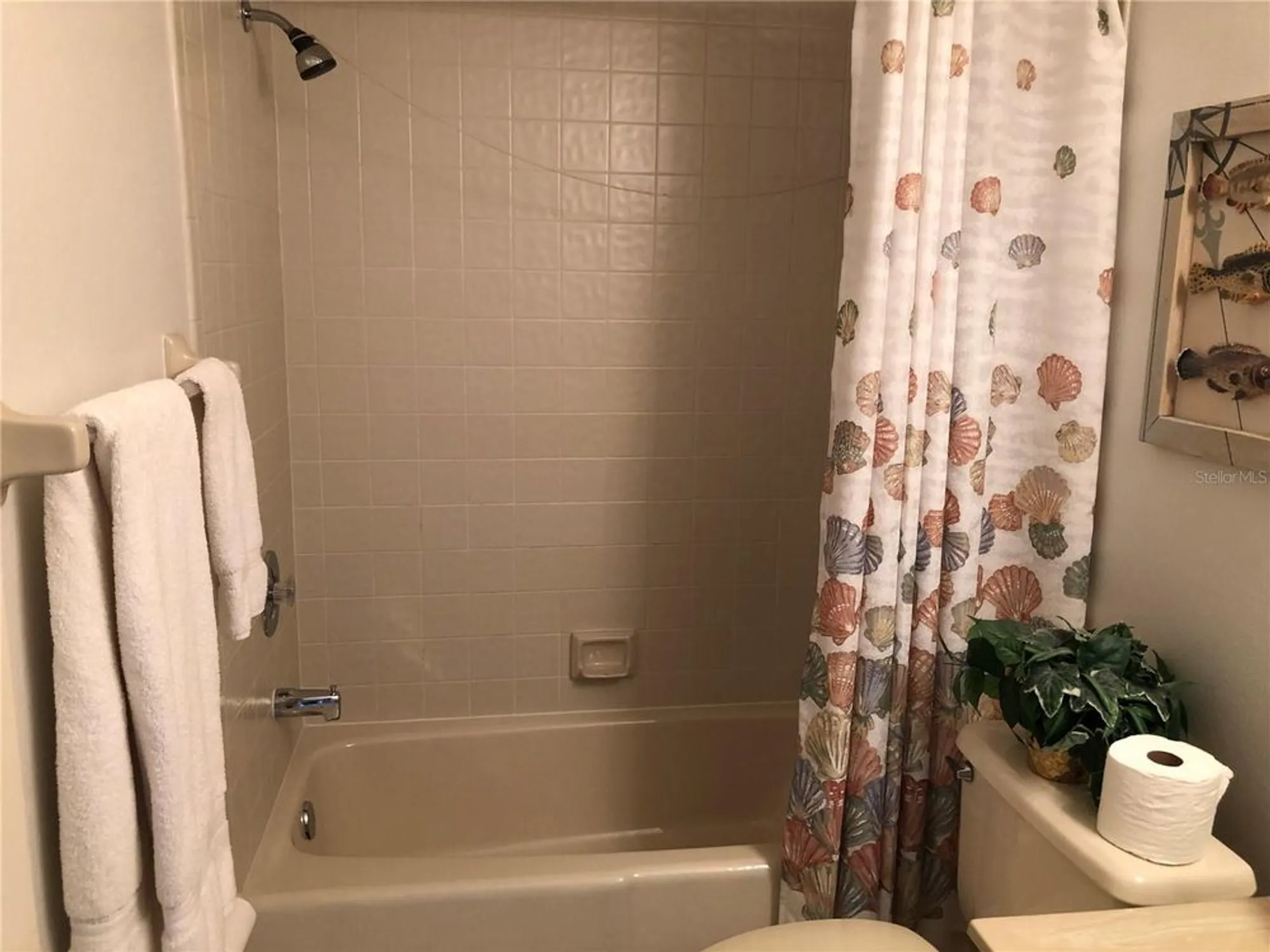 Property Slideshow image 21 of 23 | 6211 timber lake dr b4, Sarasota, FL, 34243