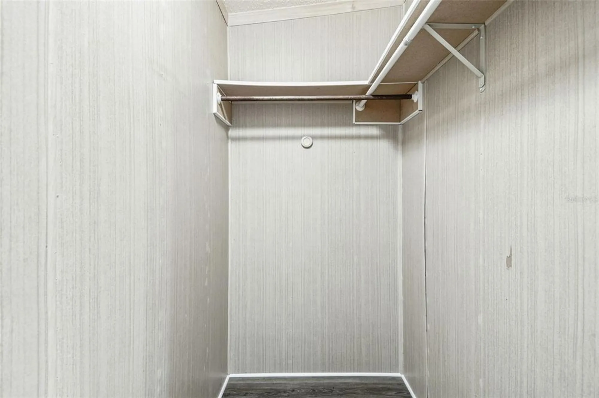 Property Slideshow image 39 of 77 | 1811 sherwood hill dr, Lakeland, FL, 33810