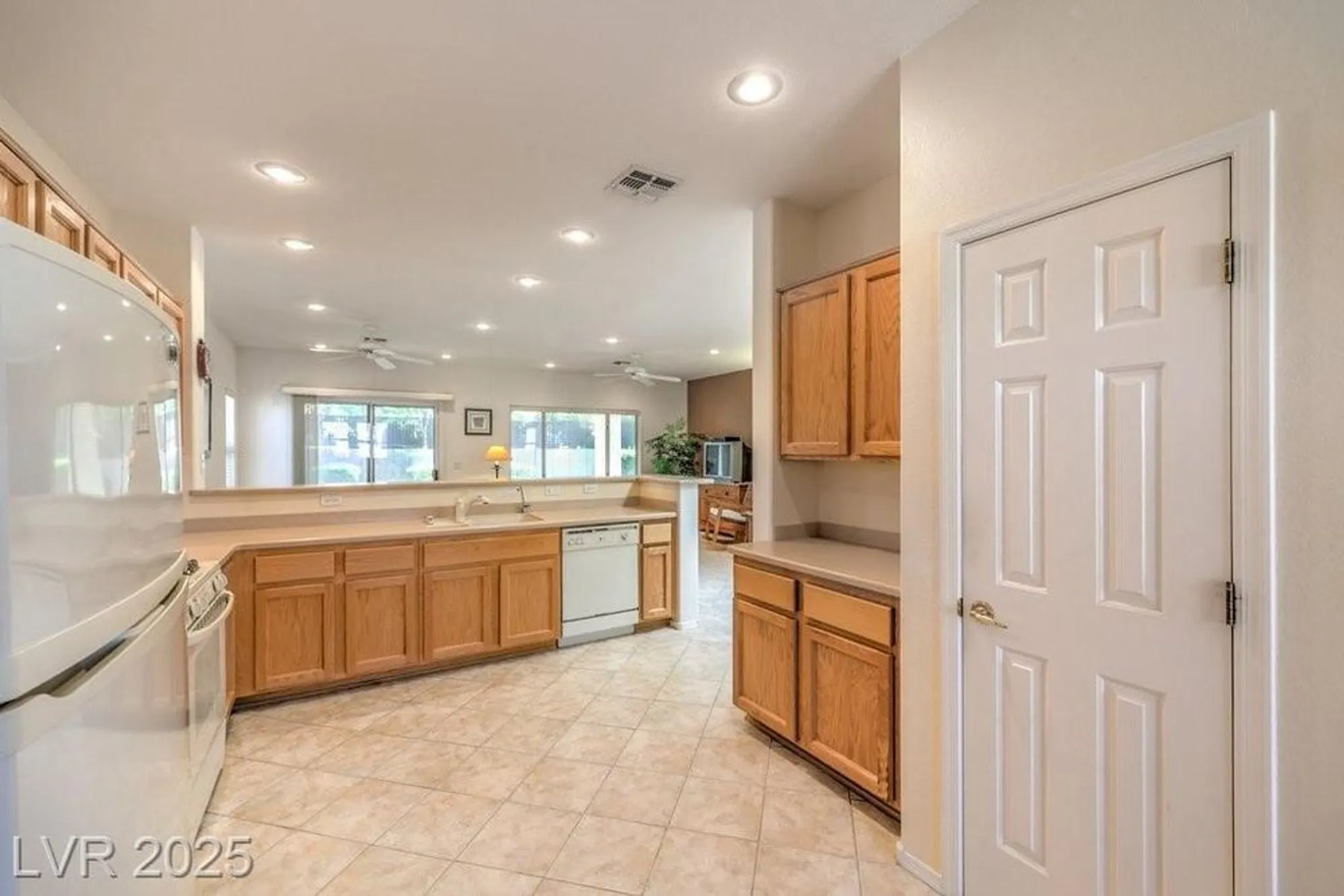 Property Slideshow image 22 of 59 | 1806 tarrant city st, Henderson, NV, 89052