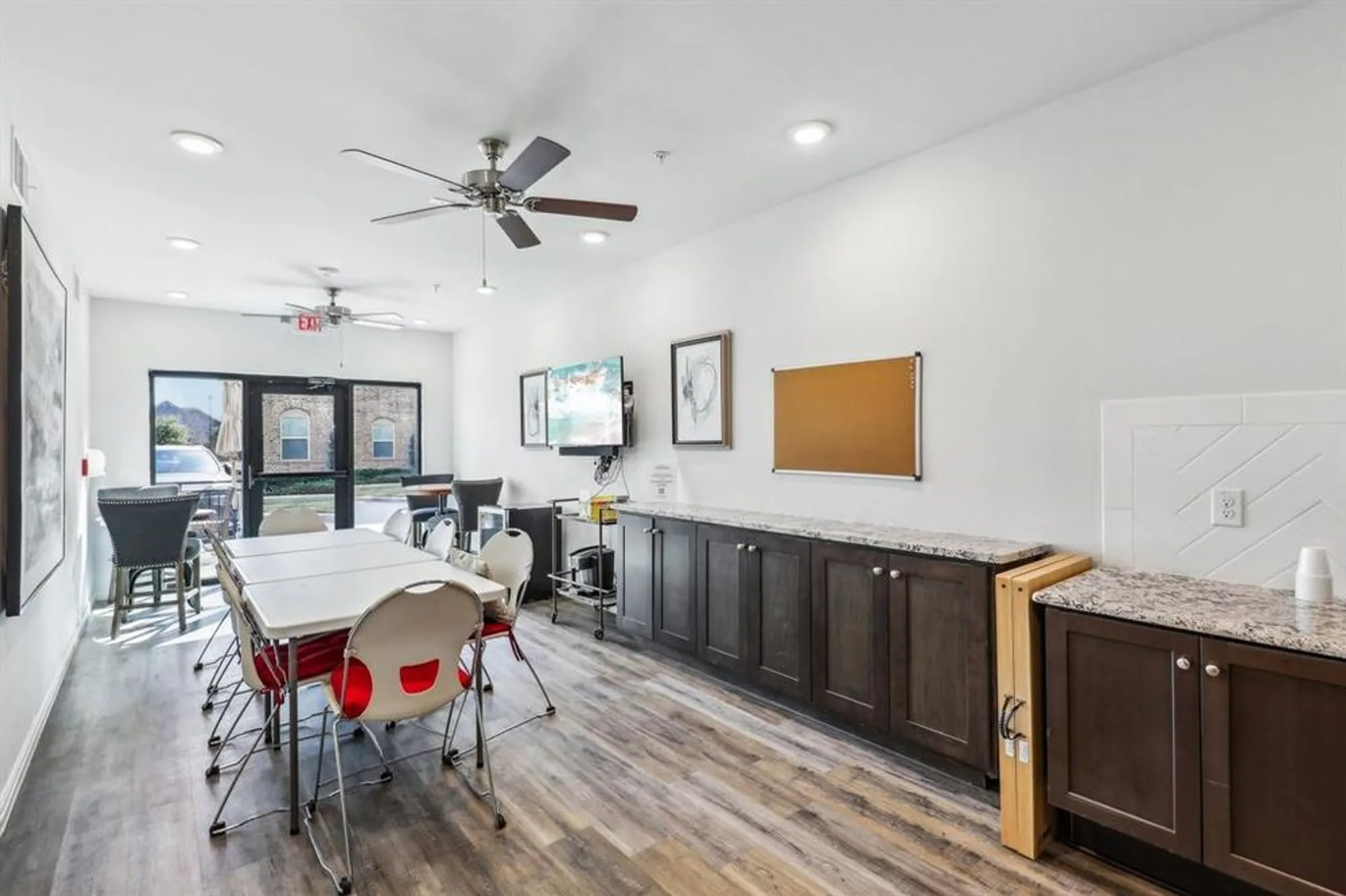 Property Slideshow image 30 of 39 | 1735 wittington pl apt 2305, Dallas, TX, 75234