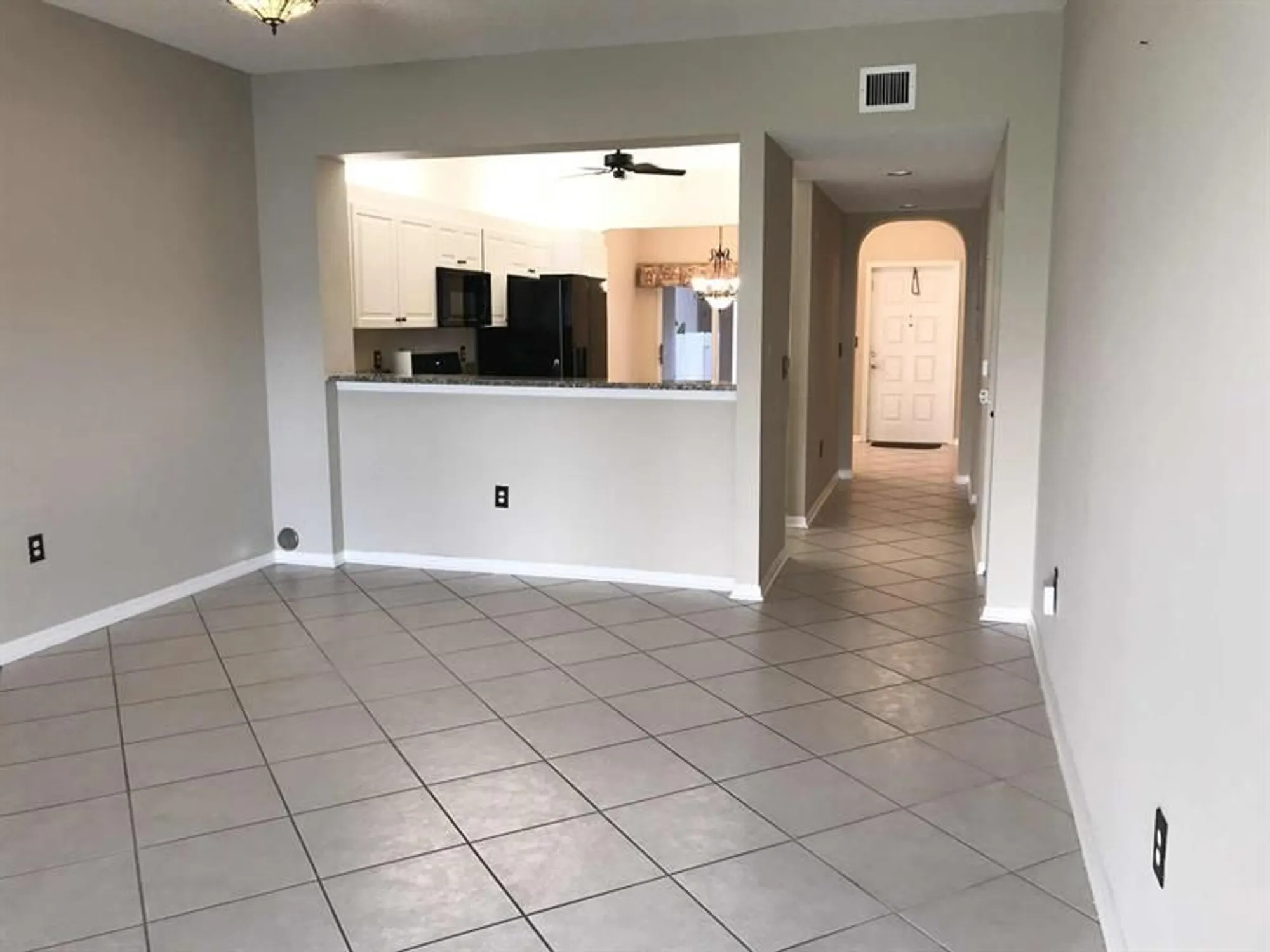 Property Slideshow image 15 of 45 | 7647 southampton ter 110, Tamarac, FL, 33321