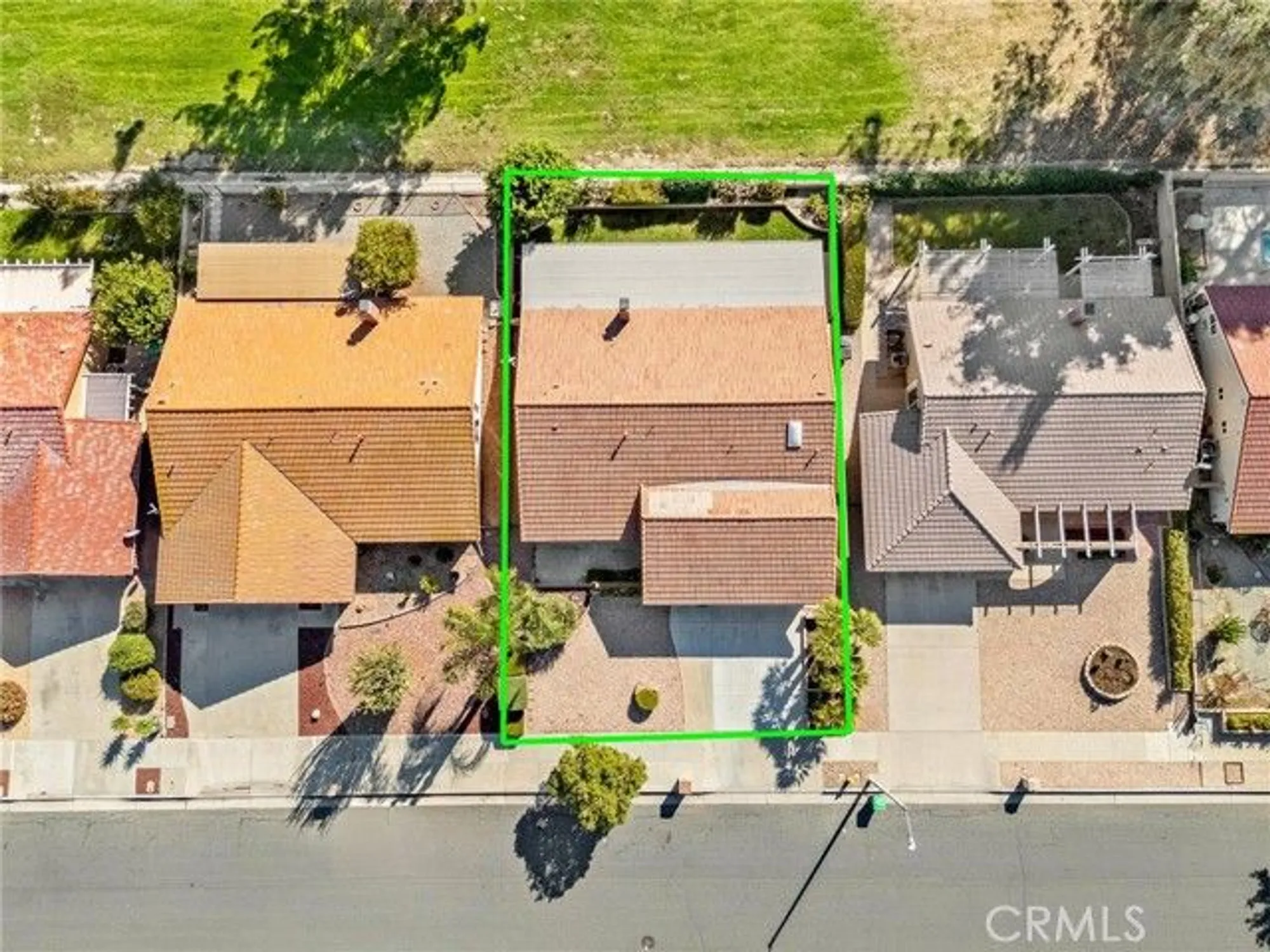 Property Slideshow image 33 of 39 | 2059 silver oak way, Hemet, CA, 92545