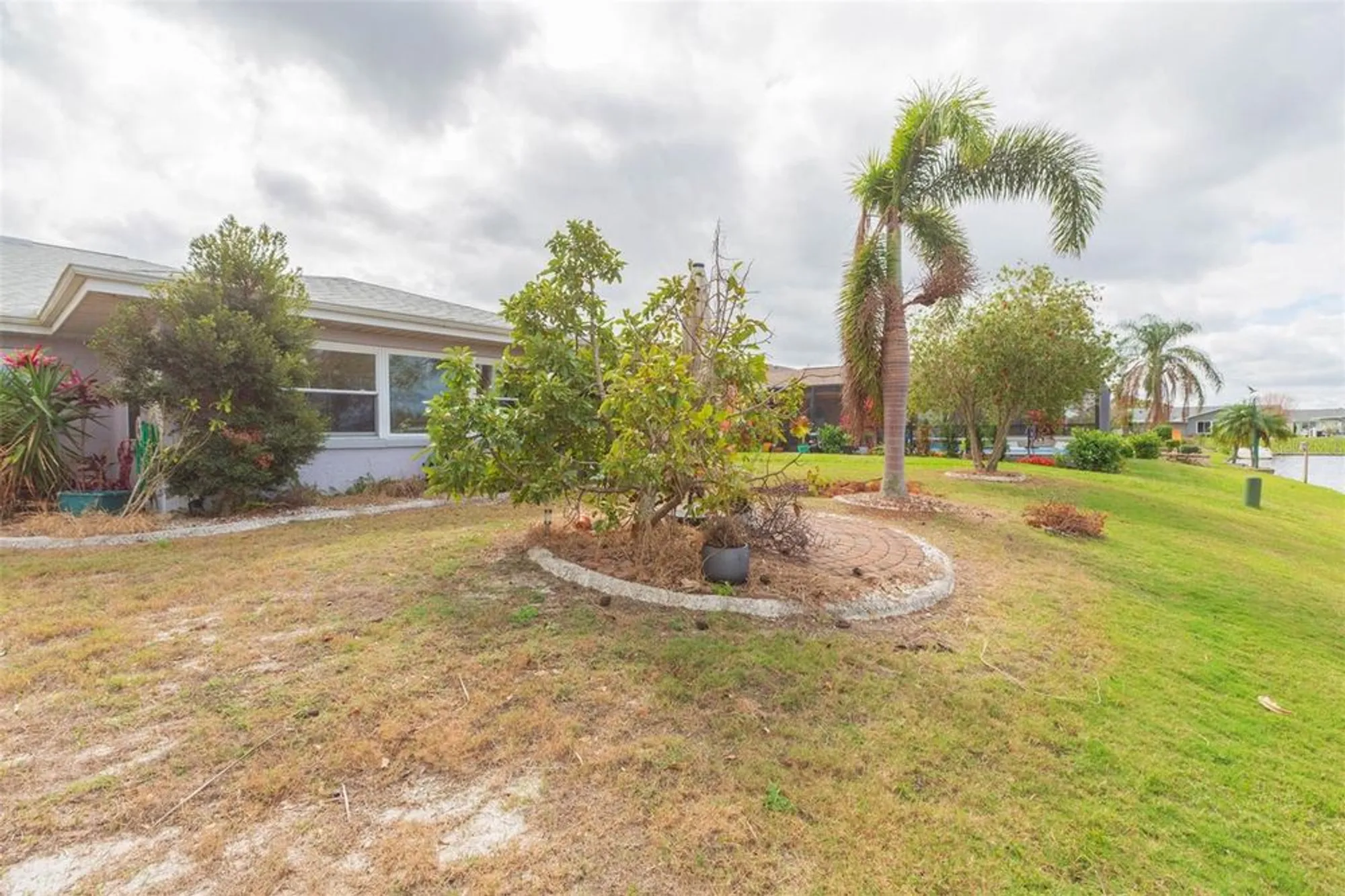 Property Slideshow image 39 of 42 | 1816 n pebble beach blvd, Sun City Center, FL, 33573