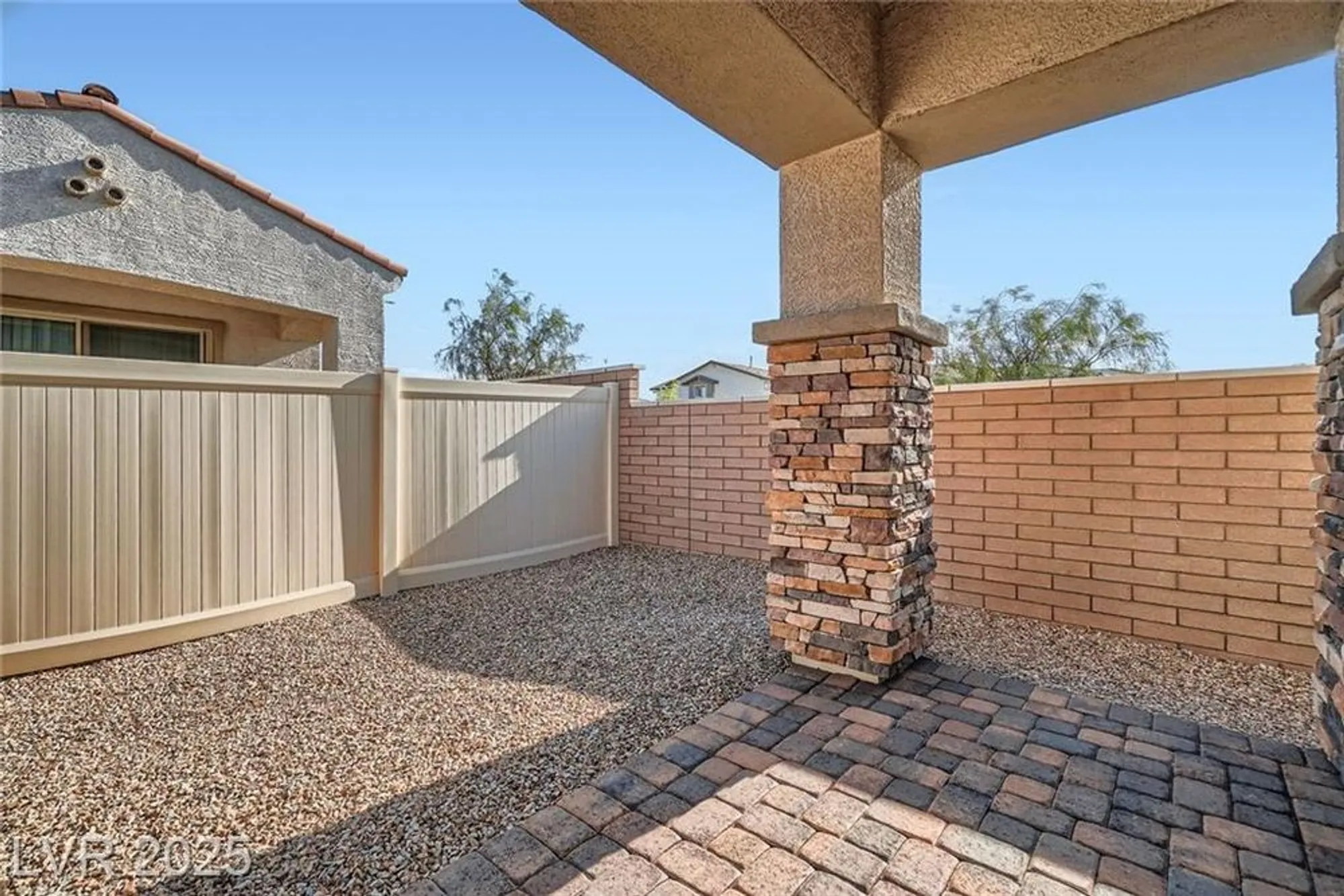 Property Slideshow image 20 of 31 | 208 coltrane canyon ave, Henderson, NV, 89011