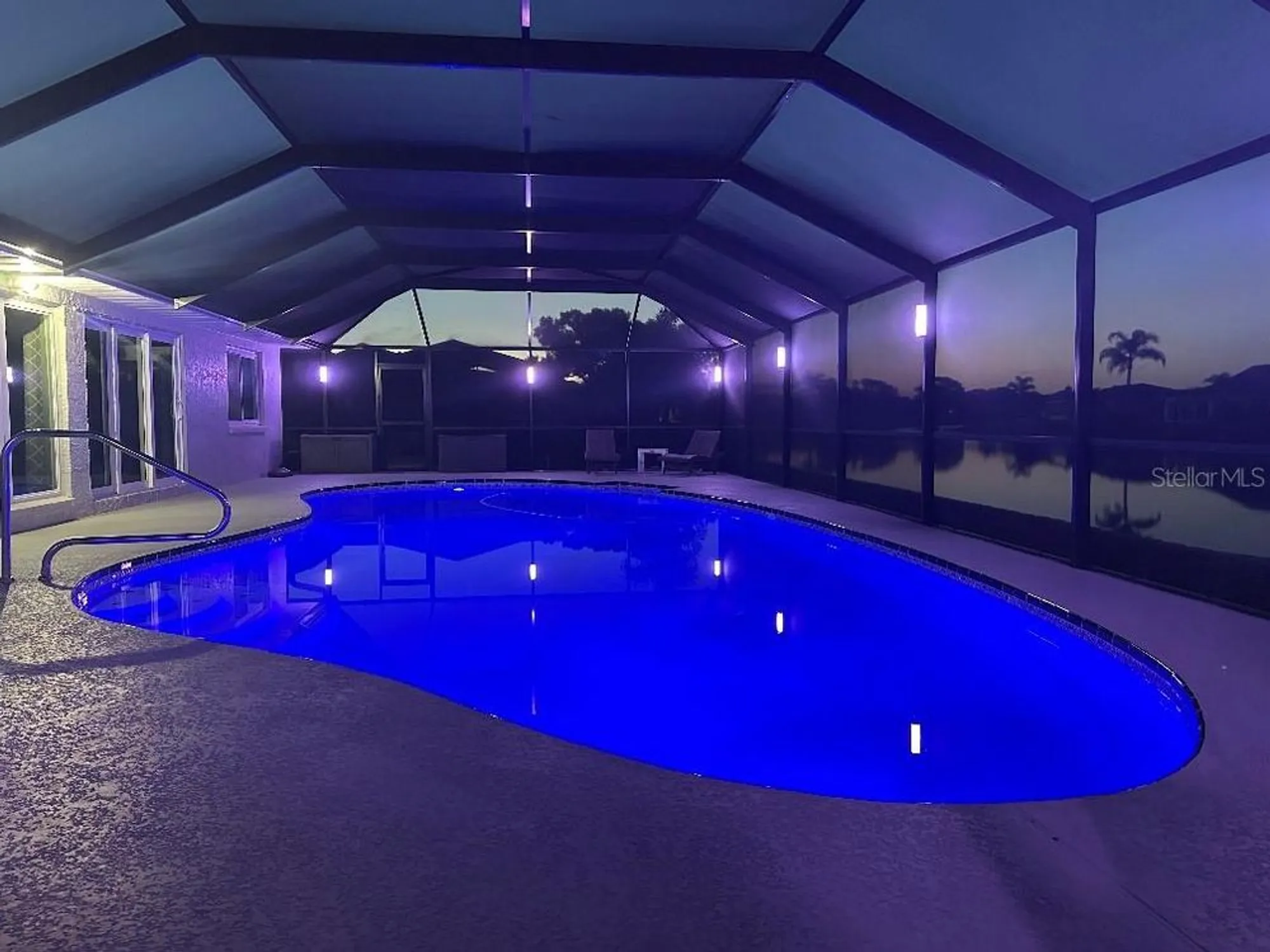 Property Slideshow image 50 of 63 | 2022 east view dr, Sun City Center, FL, 33573