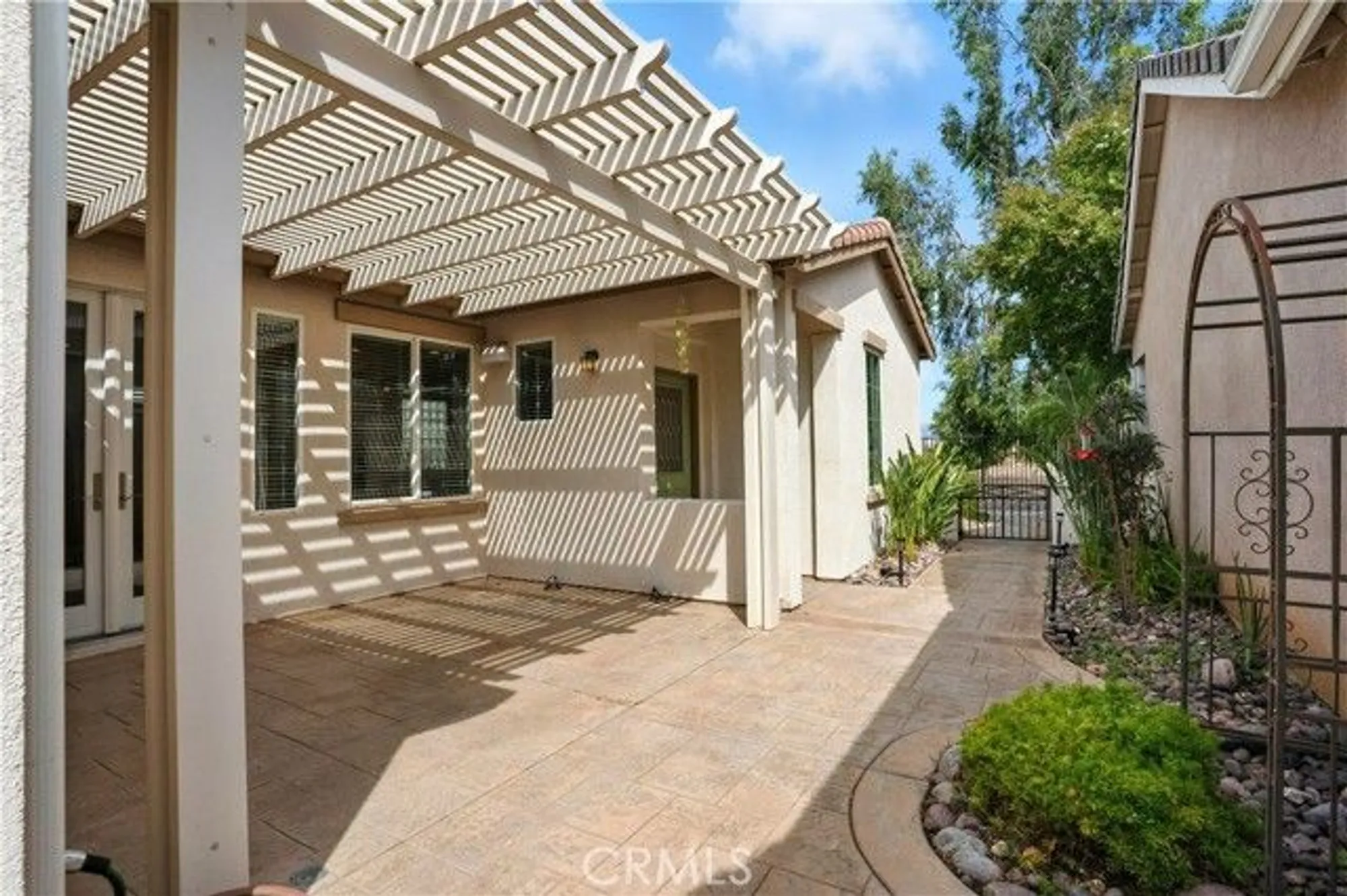Property Slideshow image 9 of 54 | 270 cog hill ln, Hemet, CA, 92545