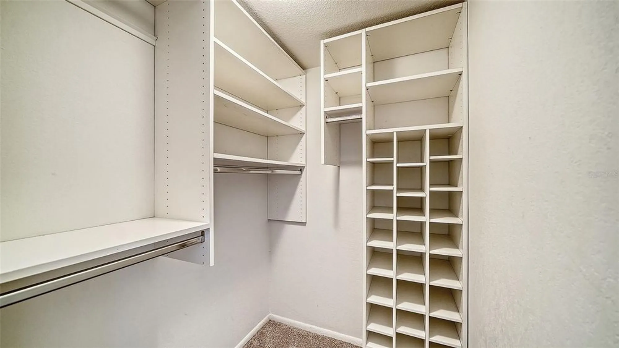 Property Slideshow image 34 of 71 | 199 whispering sands dr apt 201, Sarasota, FL, 34242