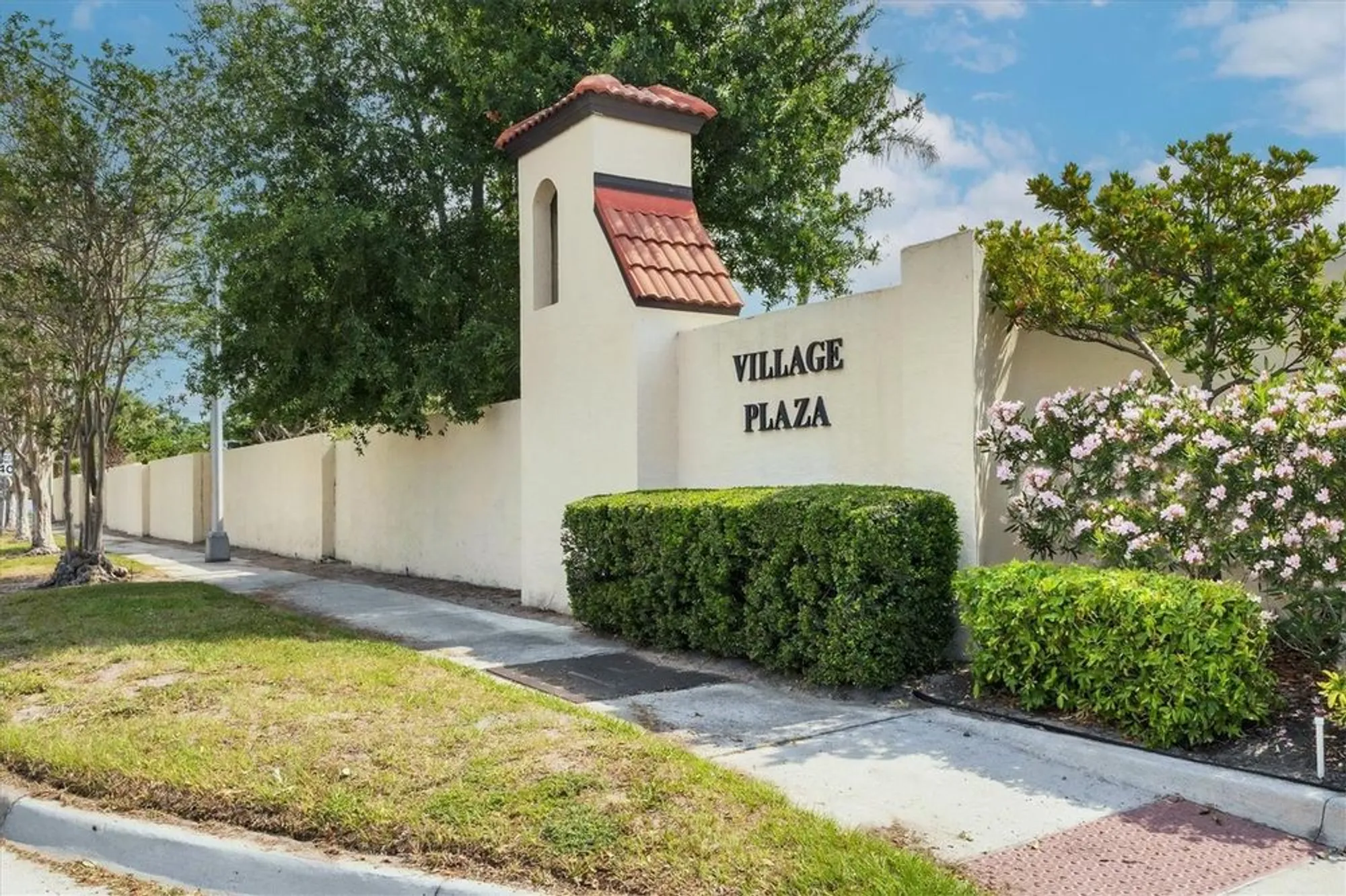 Property Slideshow image 30 of 40 | 3690 pinecrest st unit 114, Sarasota, FL, 34232