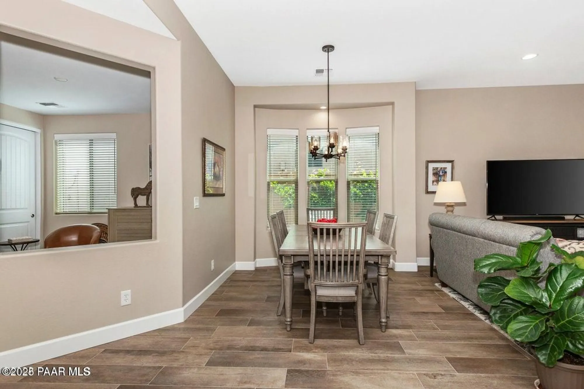 Property Slideshow image 15 of 65 | 1300 n low valley ln, Prescott Valley, AZ, 86314