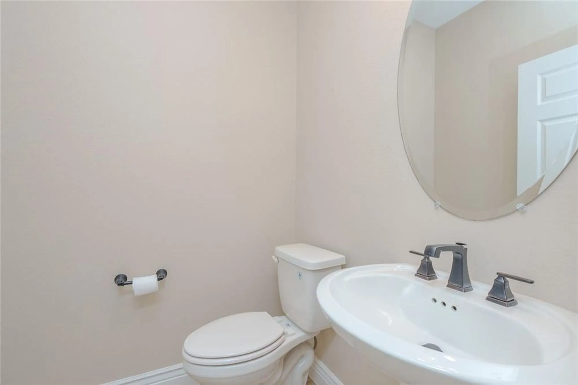 Property Slideshow image 31 of 36 | 12813 pumice ln, Denton, TX, 76207
