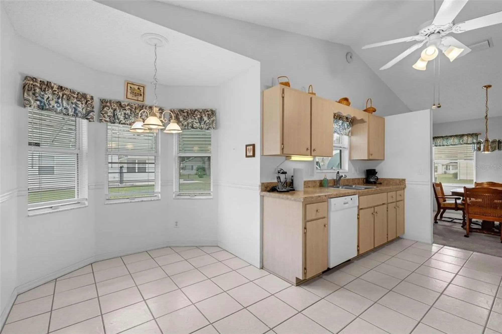 Property Slideshow image 11 of 33 | 6033 wade st, Leesburg, FL, 34748
