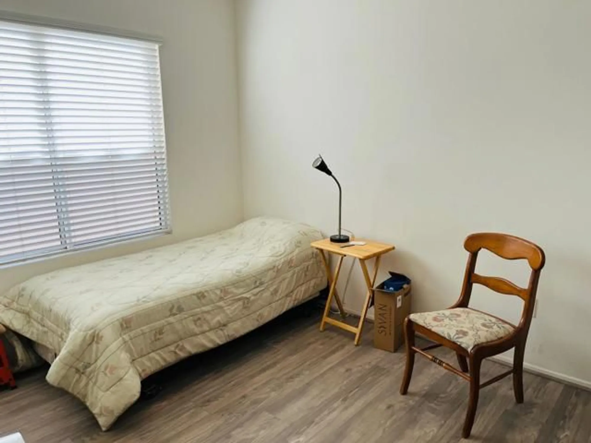 Property Slideshow image 12 of 16 | 78584 glastonbury way, Palm Desert, CA, 92211