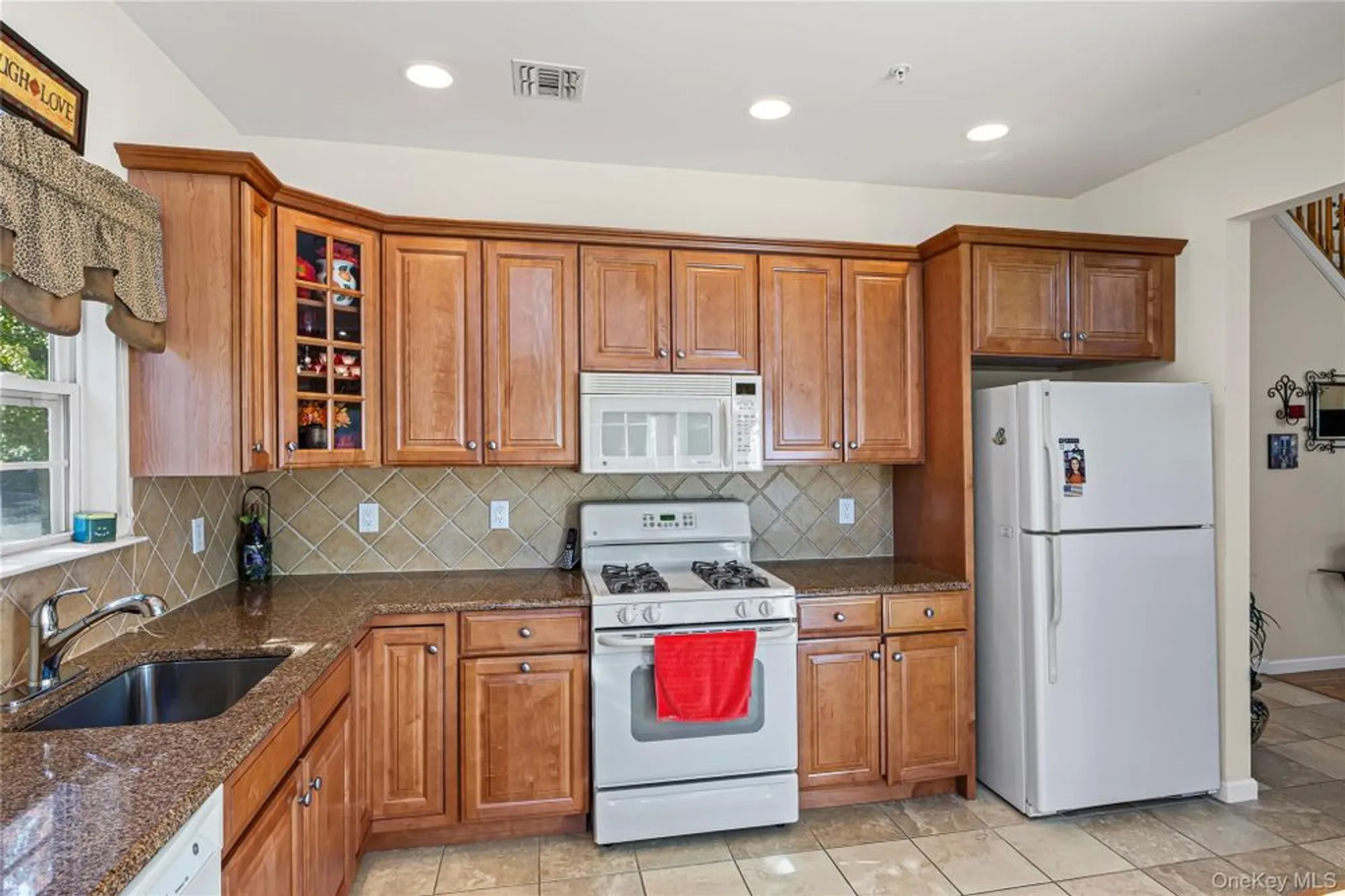 Property Slideshow image 15 of 32 | 48 avery ln, Miller Place, NY, 11764