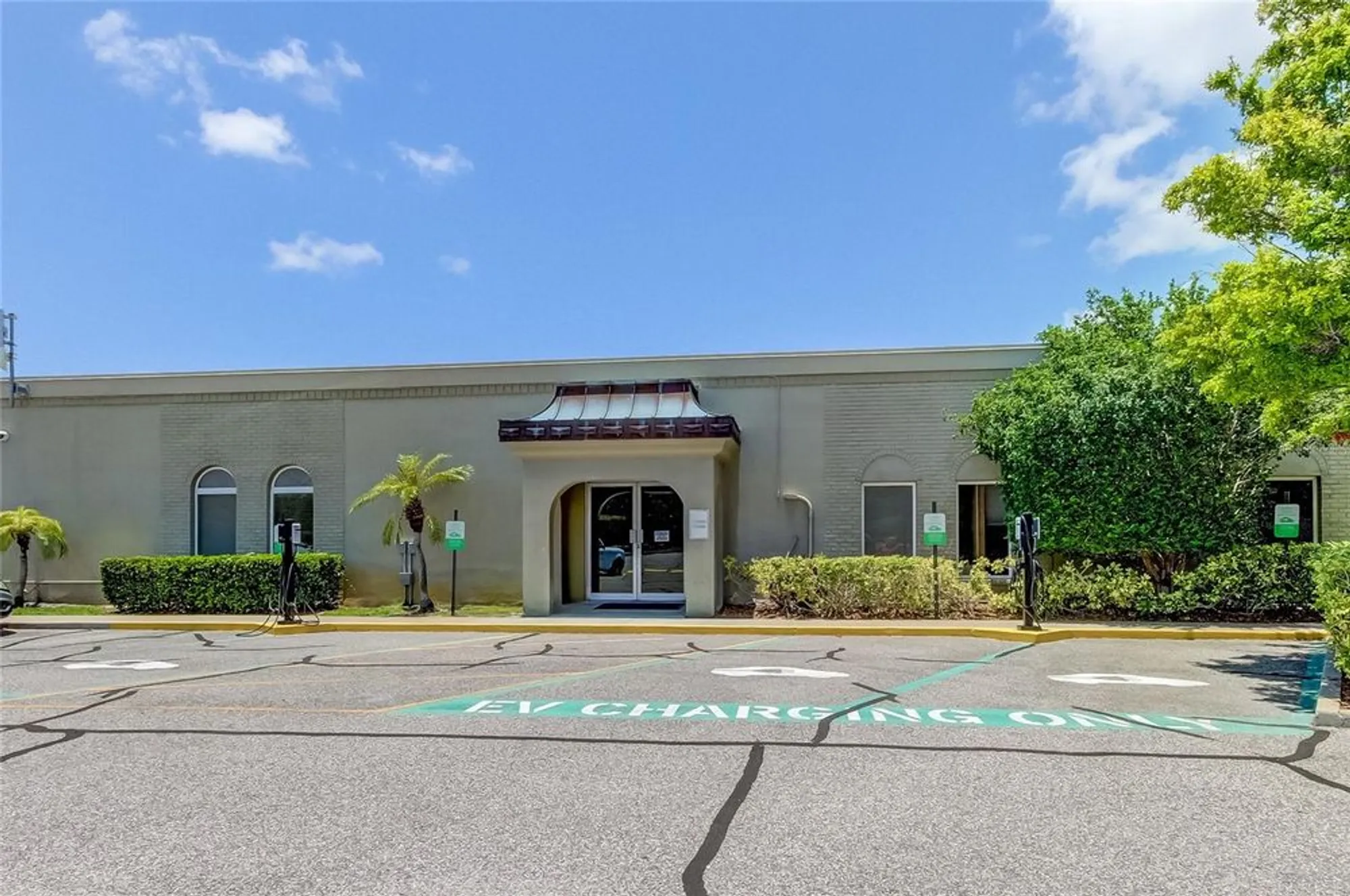 Property Slideshow image 59 of 75 | 2457 ecuadorian way apt 57, Clearwater, FL, 33763