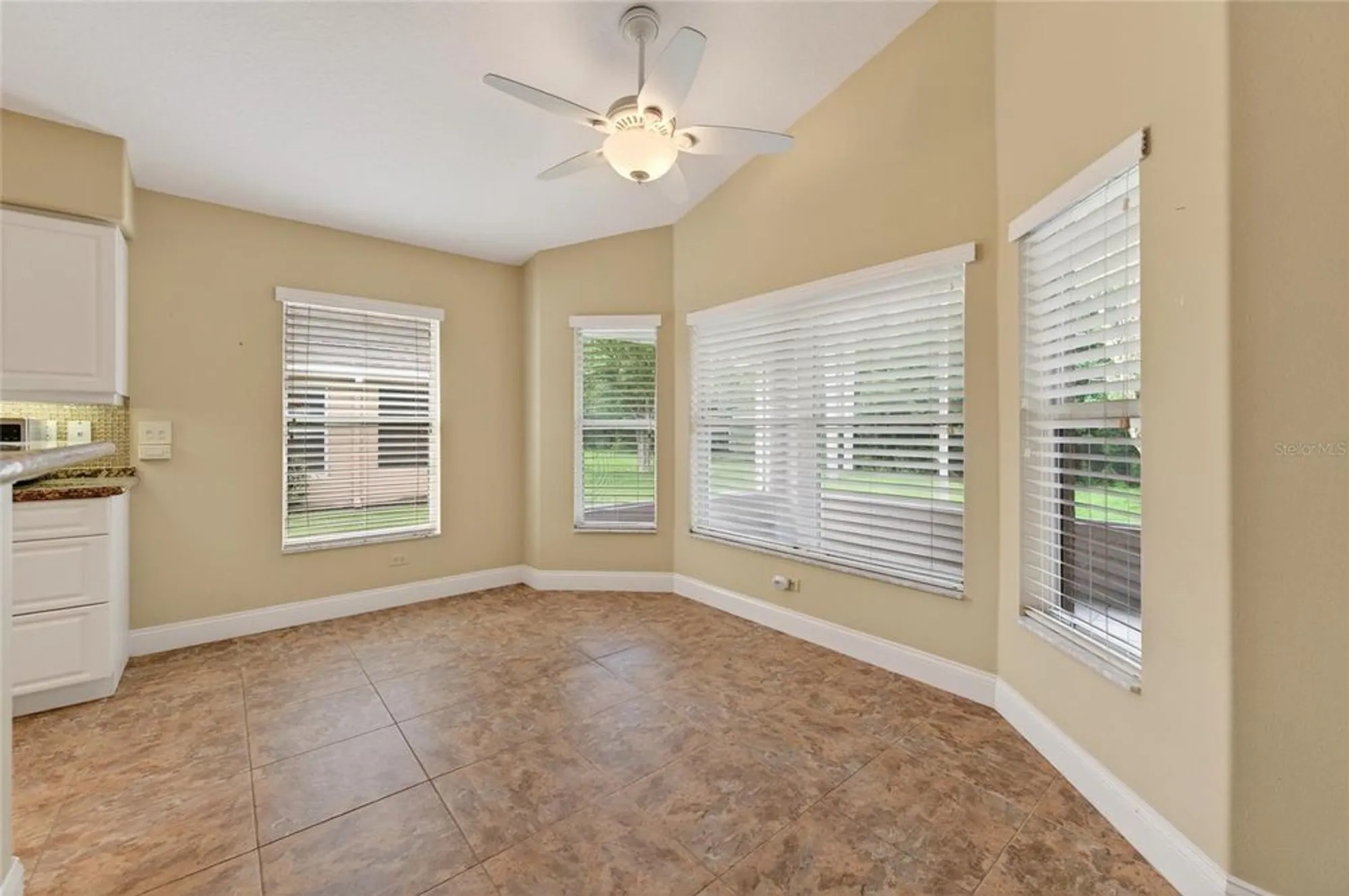 Property Slideshow image 10 of 46 | 5402 swordfern ct, Port Orange, FL, 32128